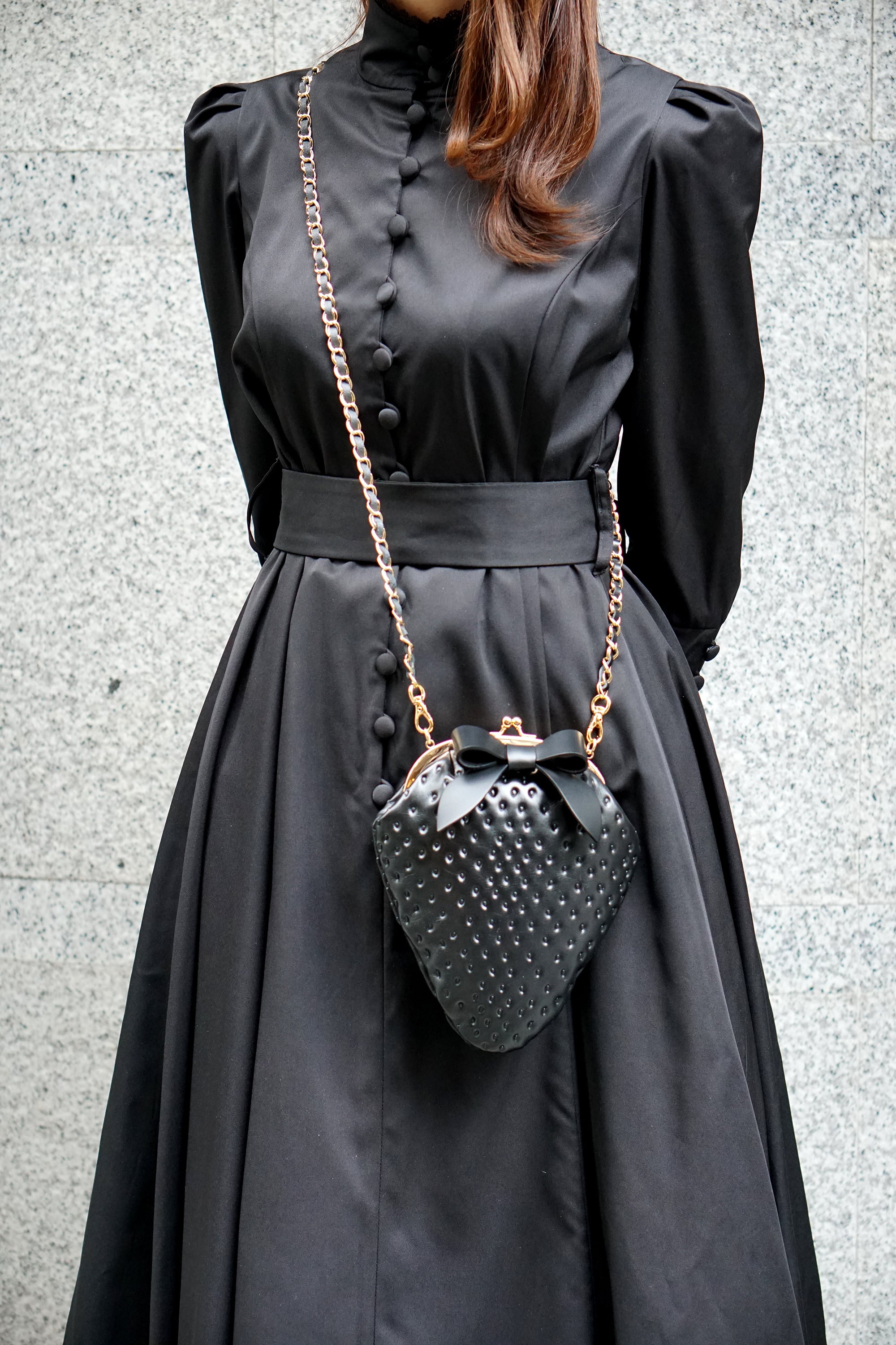 黒苺がま口バッグ2WAY（牛革製） | EARL'S FAVOURITE（アールスフェボ