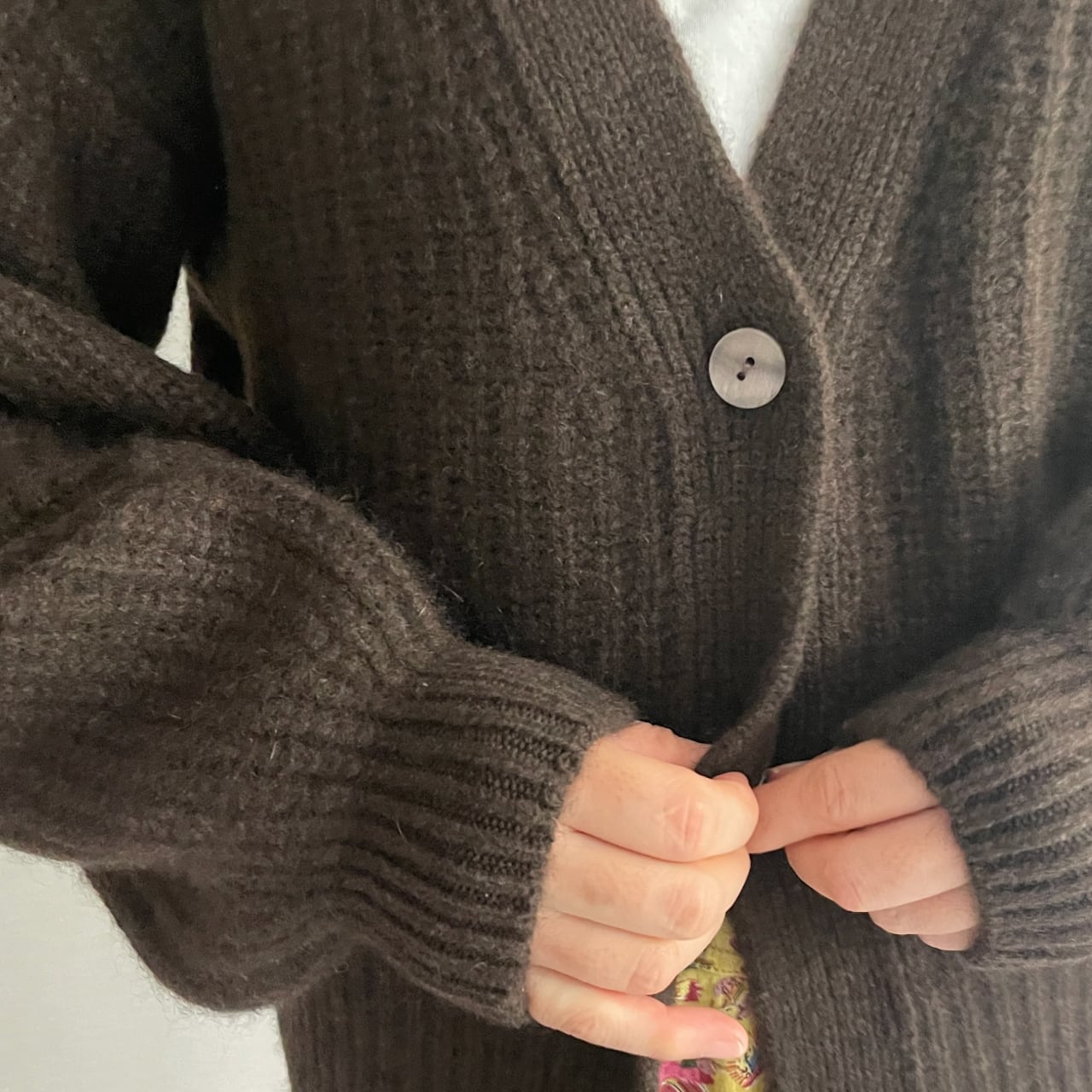 ヤクのバルーン袖カーディガン | 空飛ぶ羊 BASE webshop｜モンゴルの