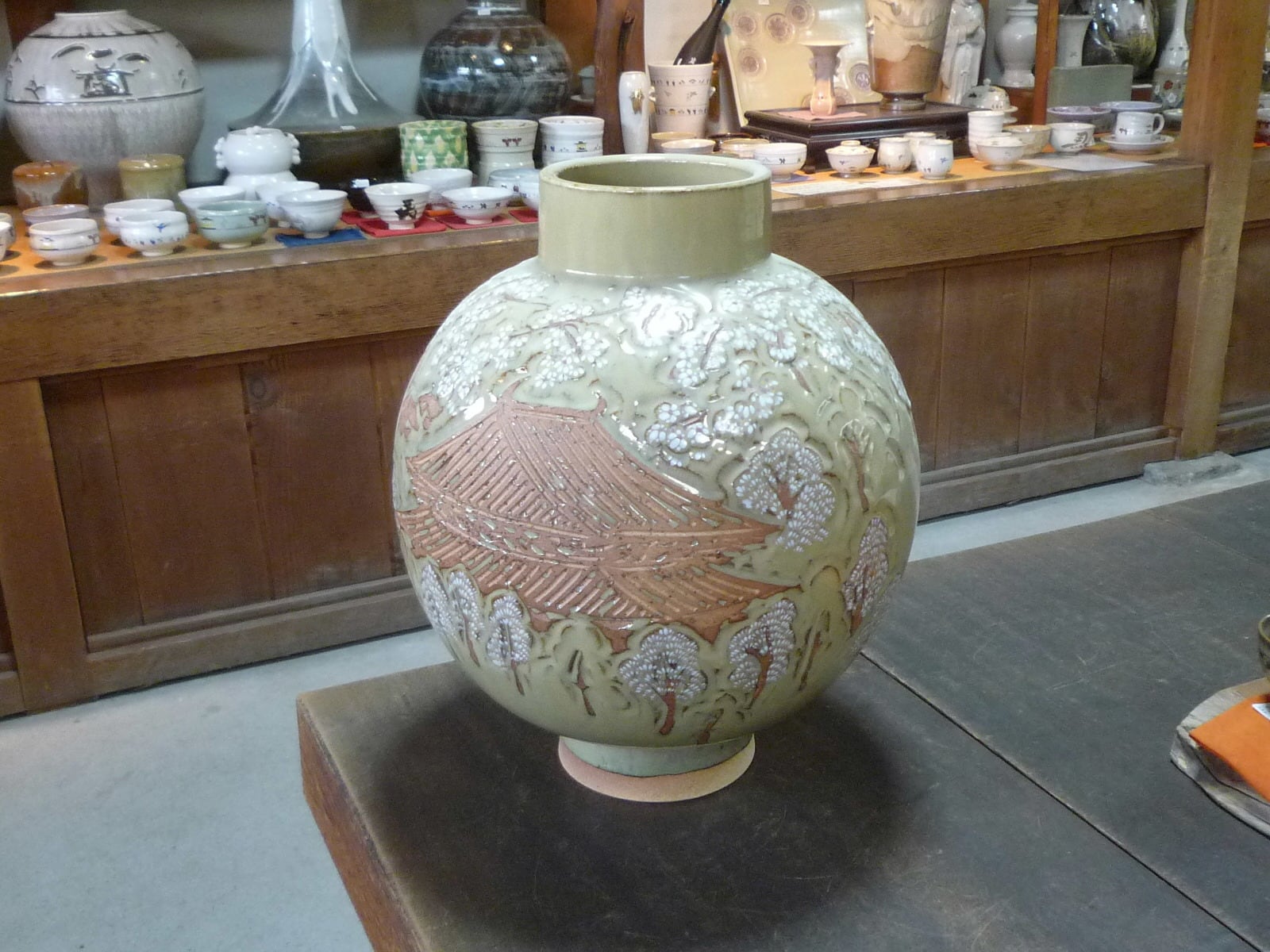 奈良赤膚焼 大塩昭山 大型花瓶 花器 花入 奈良赤膚焼 大塩昭山 大型