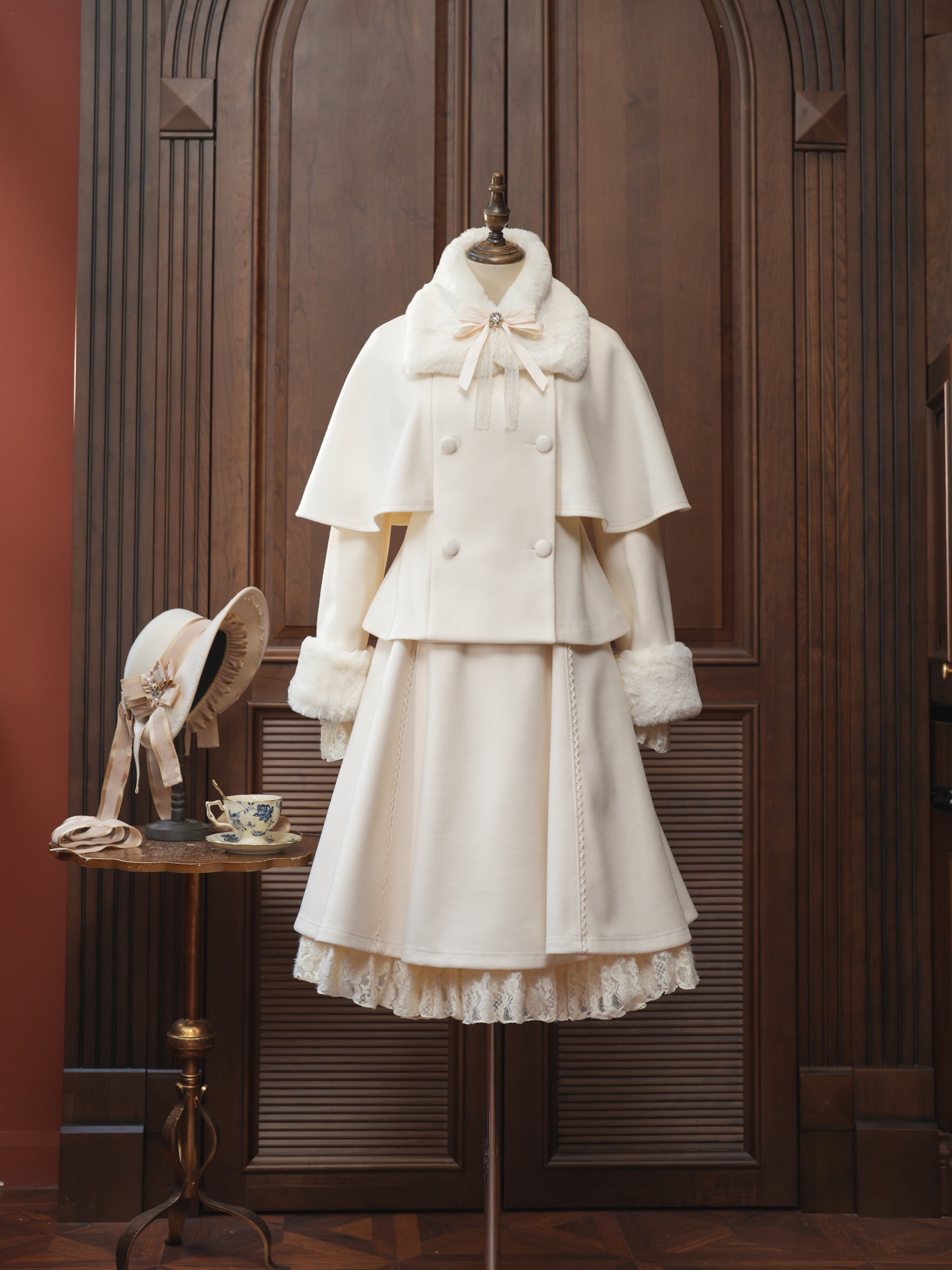 ベル・ラ・ドンナ ファー襟ショートジャケット（コート） | HoshibakoWorks