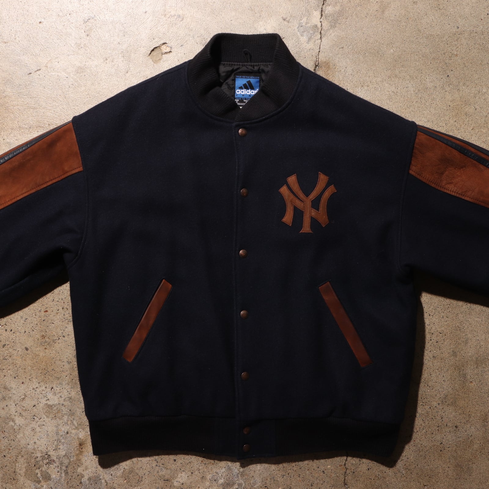 美品 M Adidas Yankees スエードレザー 刺繍 スタジャン ヤンキース