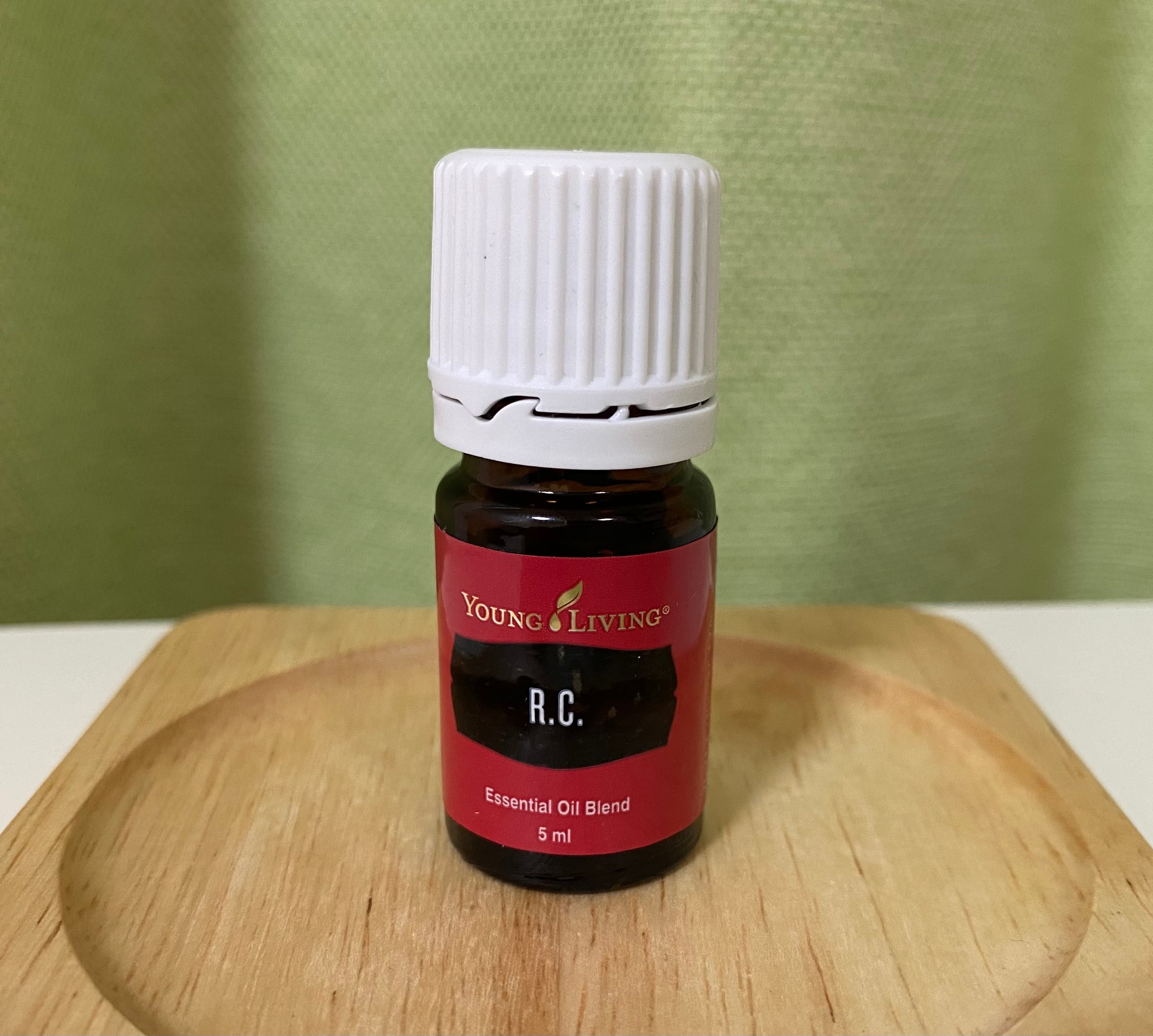 新品☆ヤングリビング フランキンセンス アロマ エッセンシャル 精油