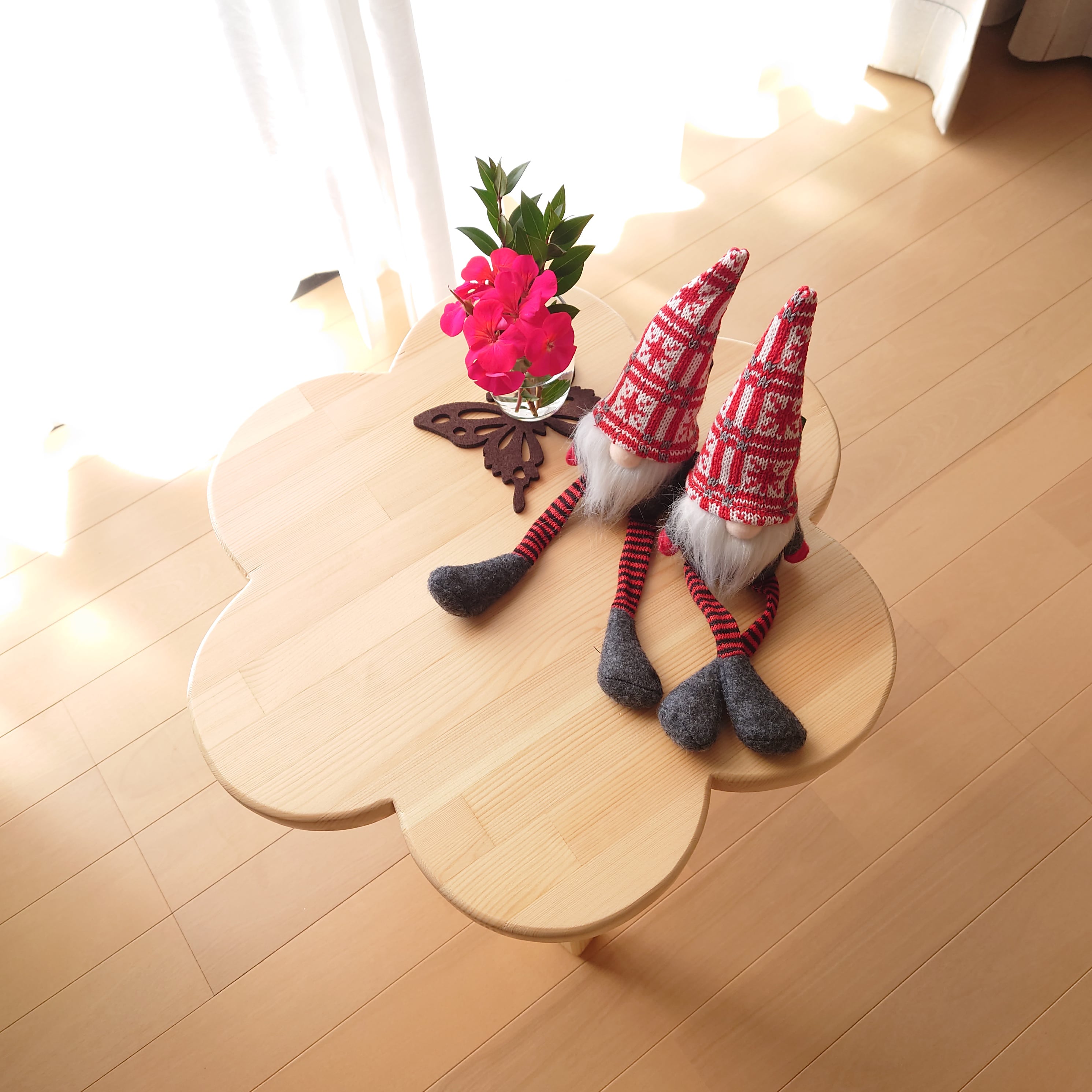 花型 花台・ミニテーブル【Ⅱ】 | 創作家具 黒々 - kokukoku -