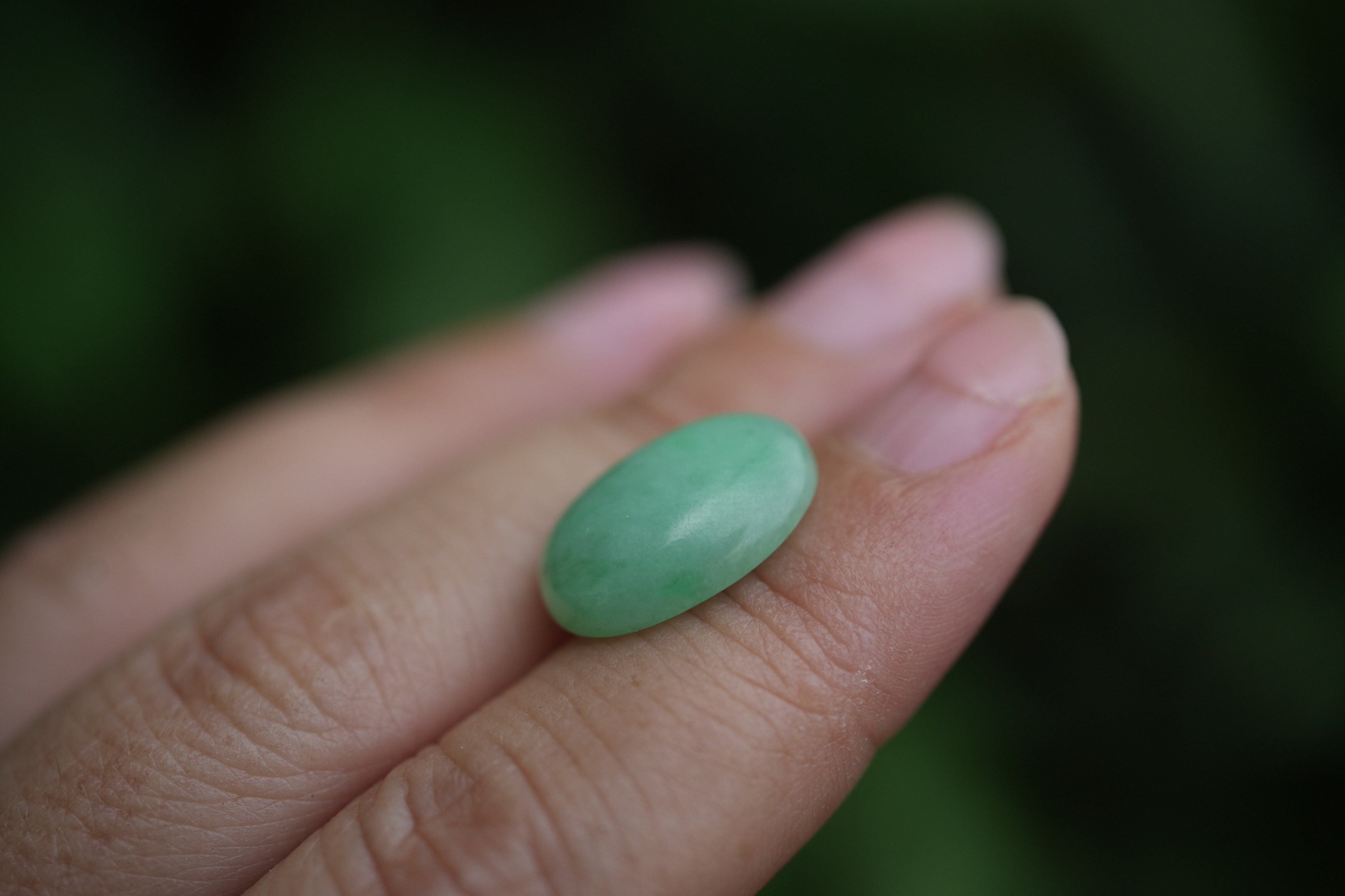 アップルグリーン高品質☆ミャンマー翡翠（本翡翠）s1351 | Funky