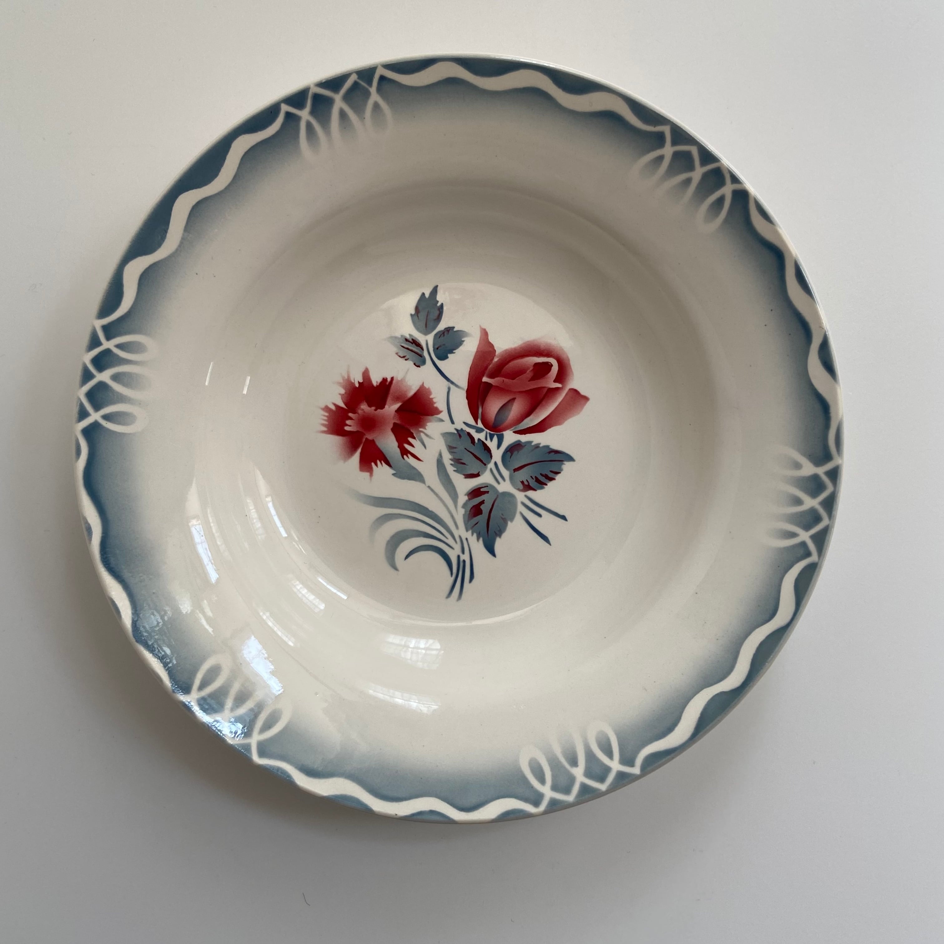 DIGOIN SARREGUEMINES（ディゴワンサルグミンヌ） MARINETTE 深みの