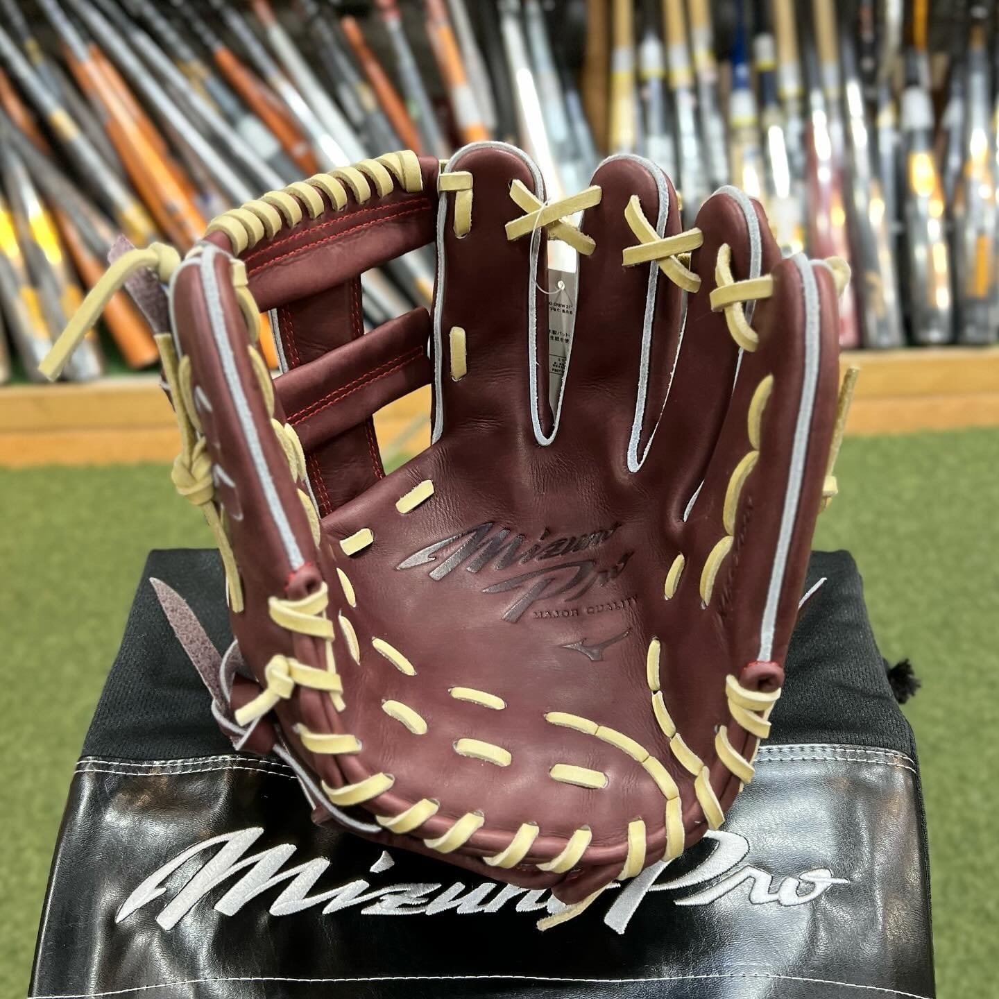 ミズノプロ 一般硬式グラブ 波賀ジャパン 内野手用 | 富士ベースボール