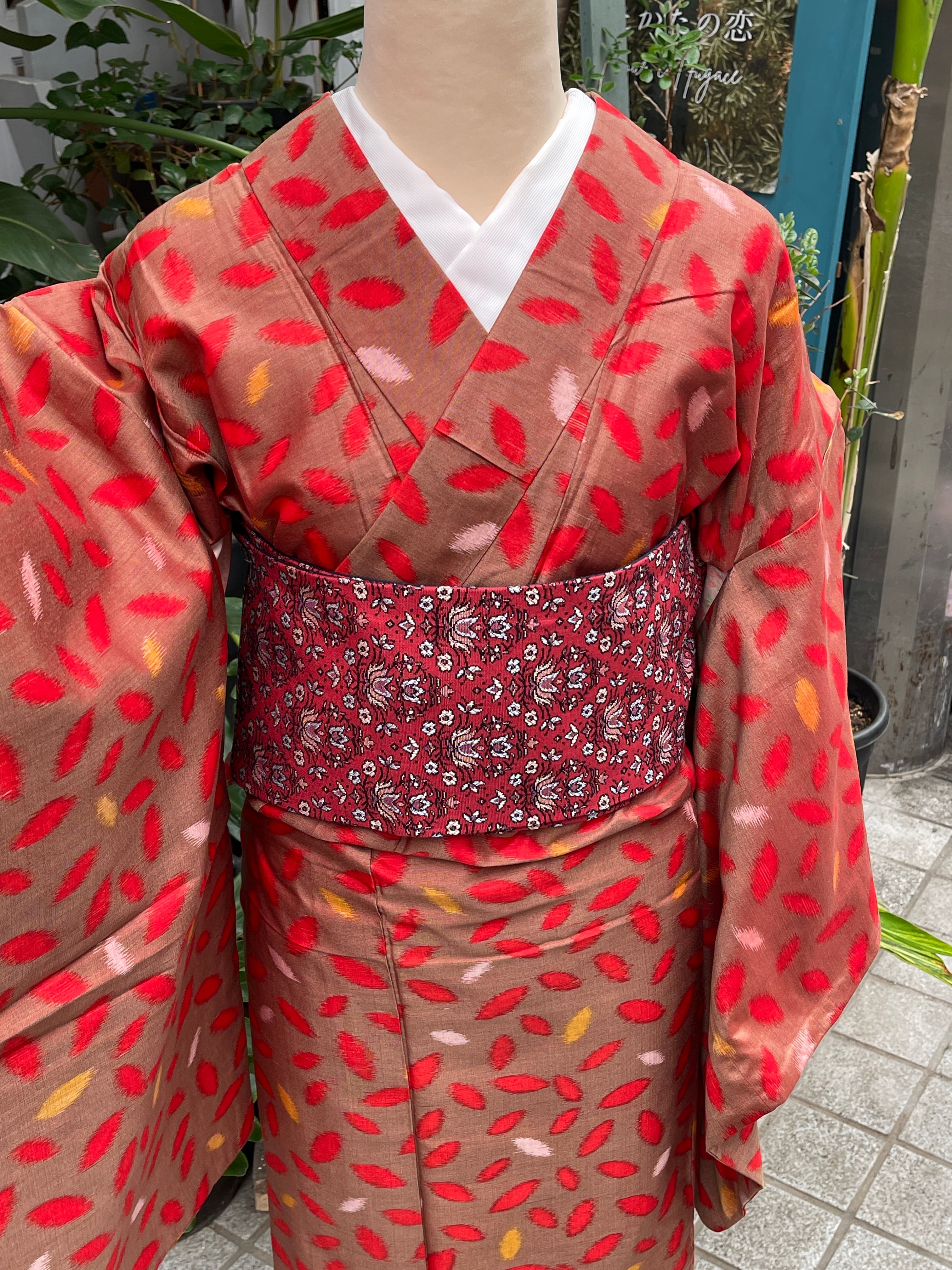 銘仙 | アンティーク着物 侘びすけ wabisuke モダン おしゃれな着物