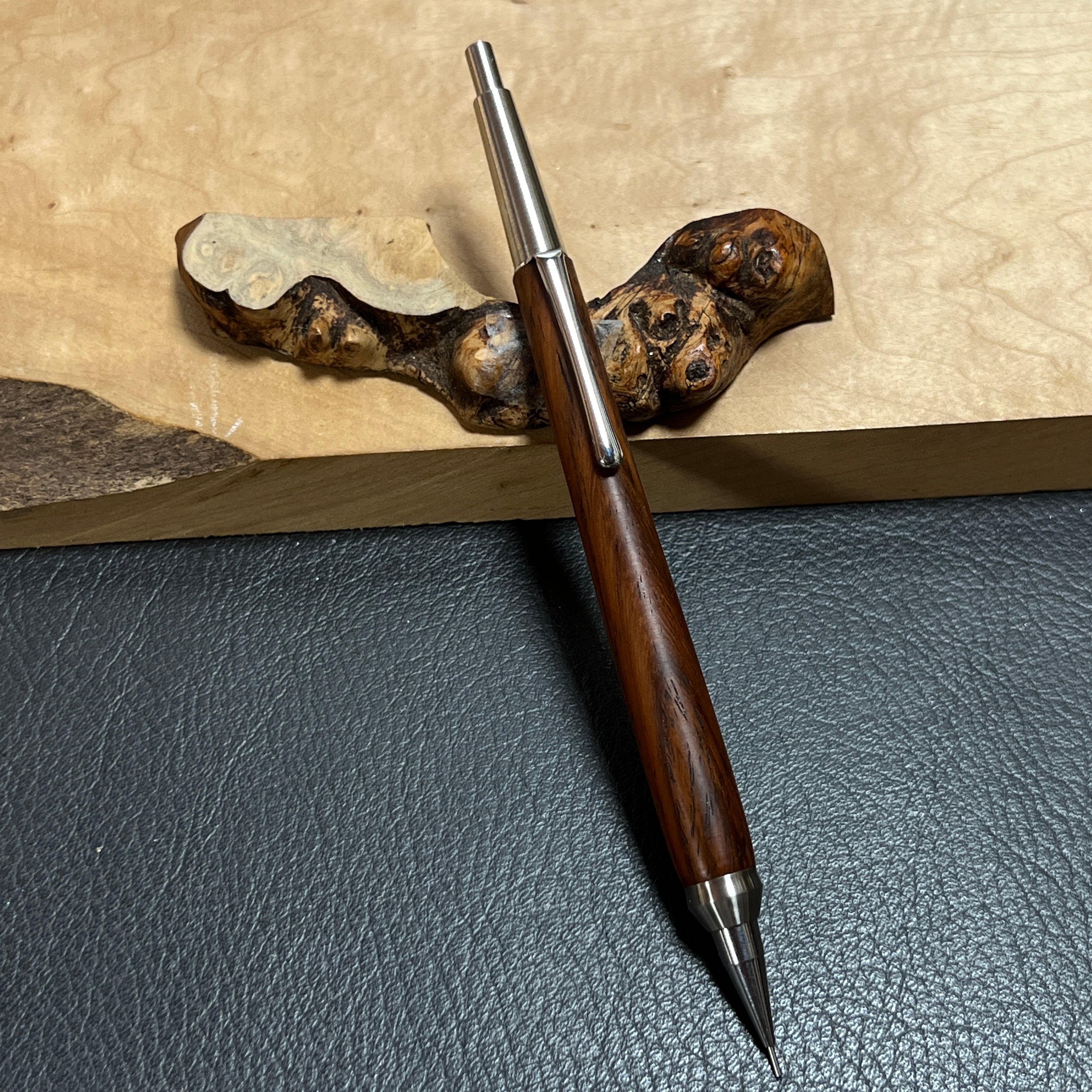 129タモ少し玉杢 PG-5用カスタム木軸 低重心Rタイプローレット 129タモ