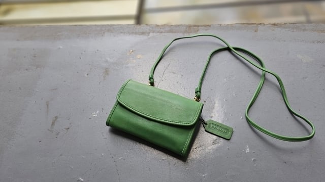 オールドコーチ ☆ レザー ミニ ショルダーバッグ ポシェット グリーン