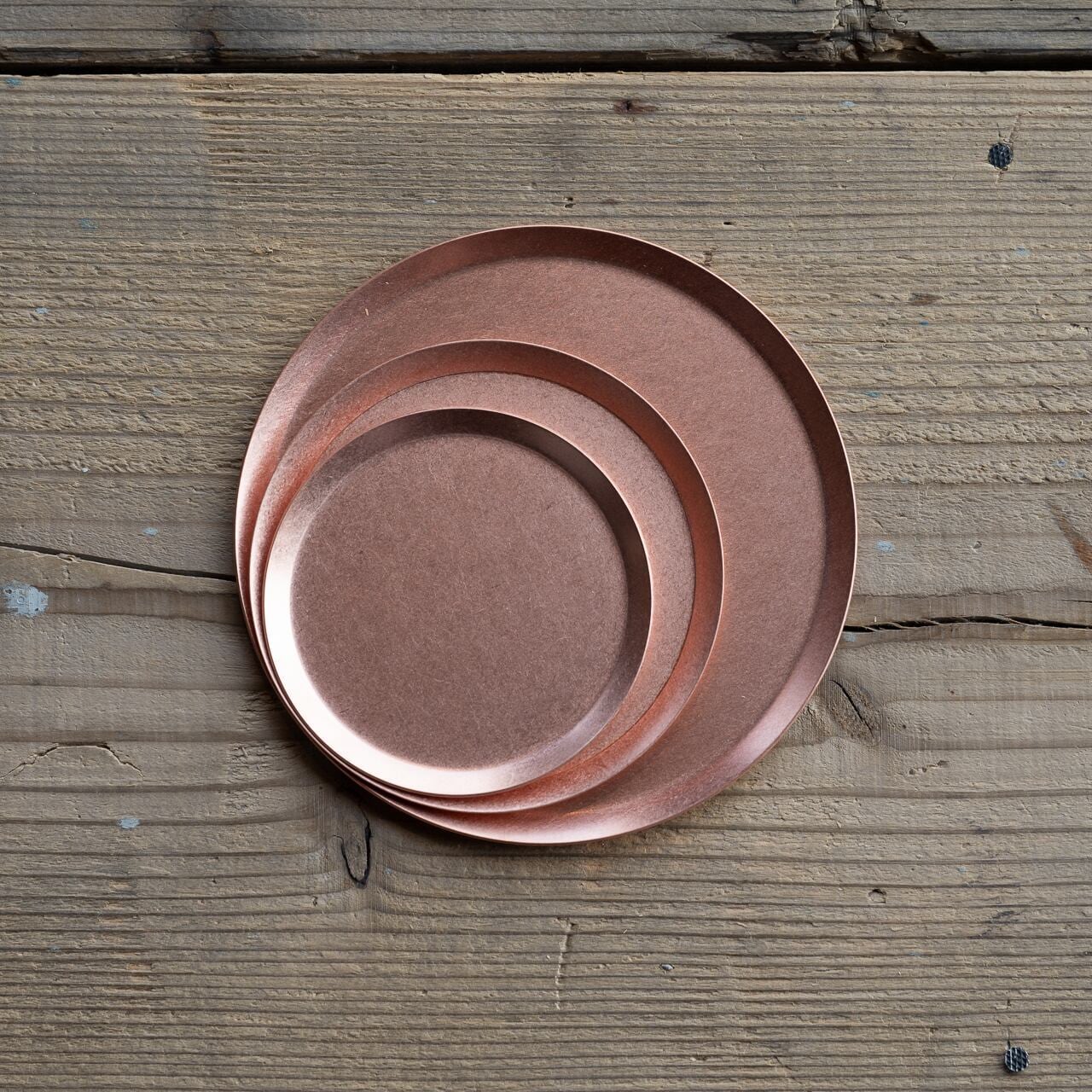 シンプルデザインの銅トレイ》銅のラウンドトレイ（φ120mm）つや無し