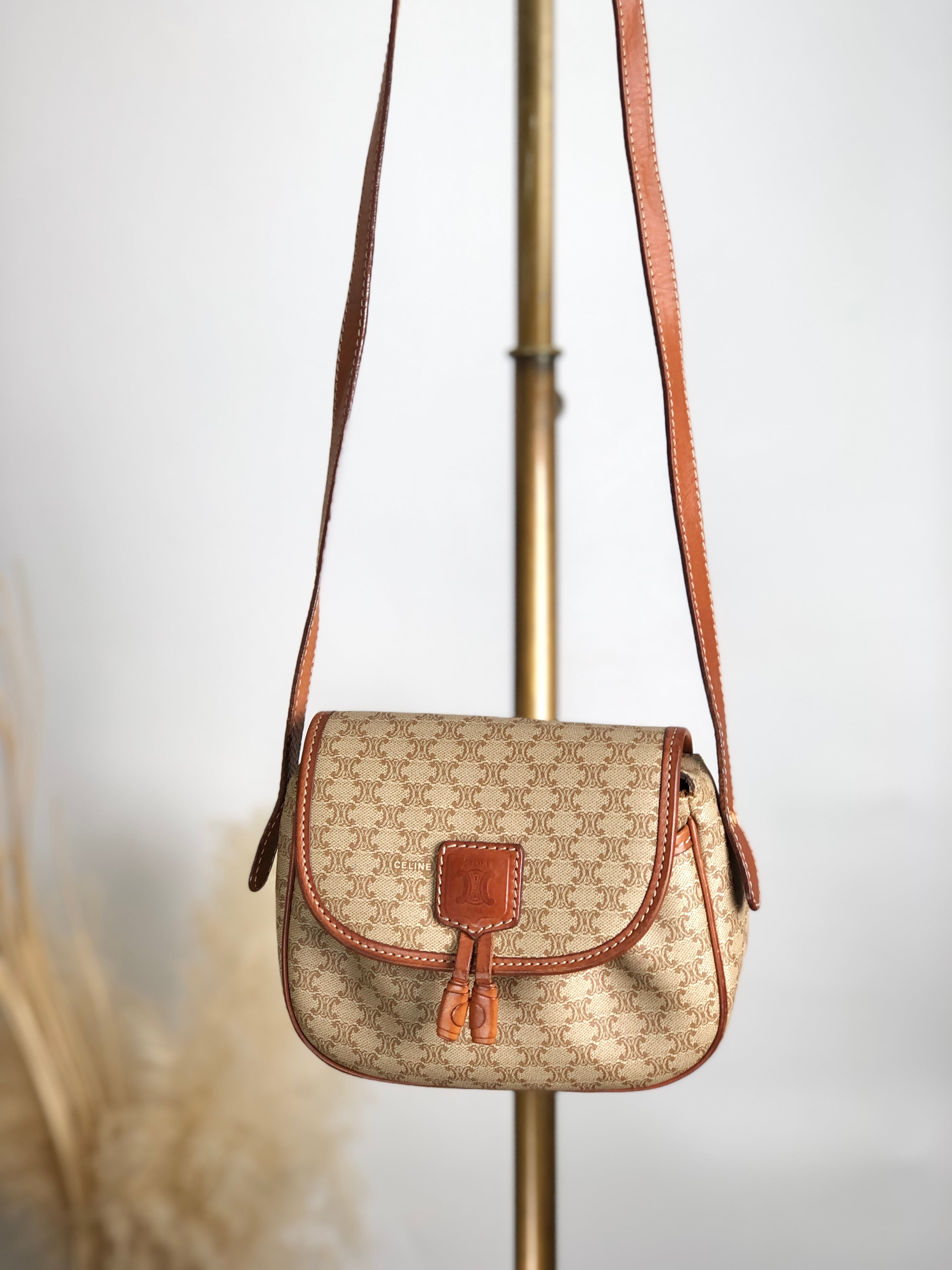 CELINE セリーヌ マカダム ショルダーバッグ ベージュ タッセル PVC