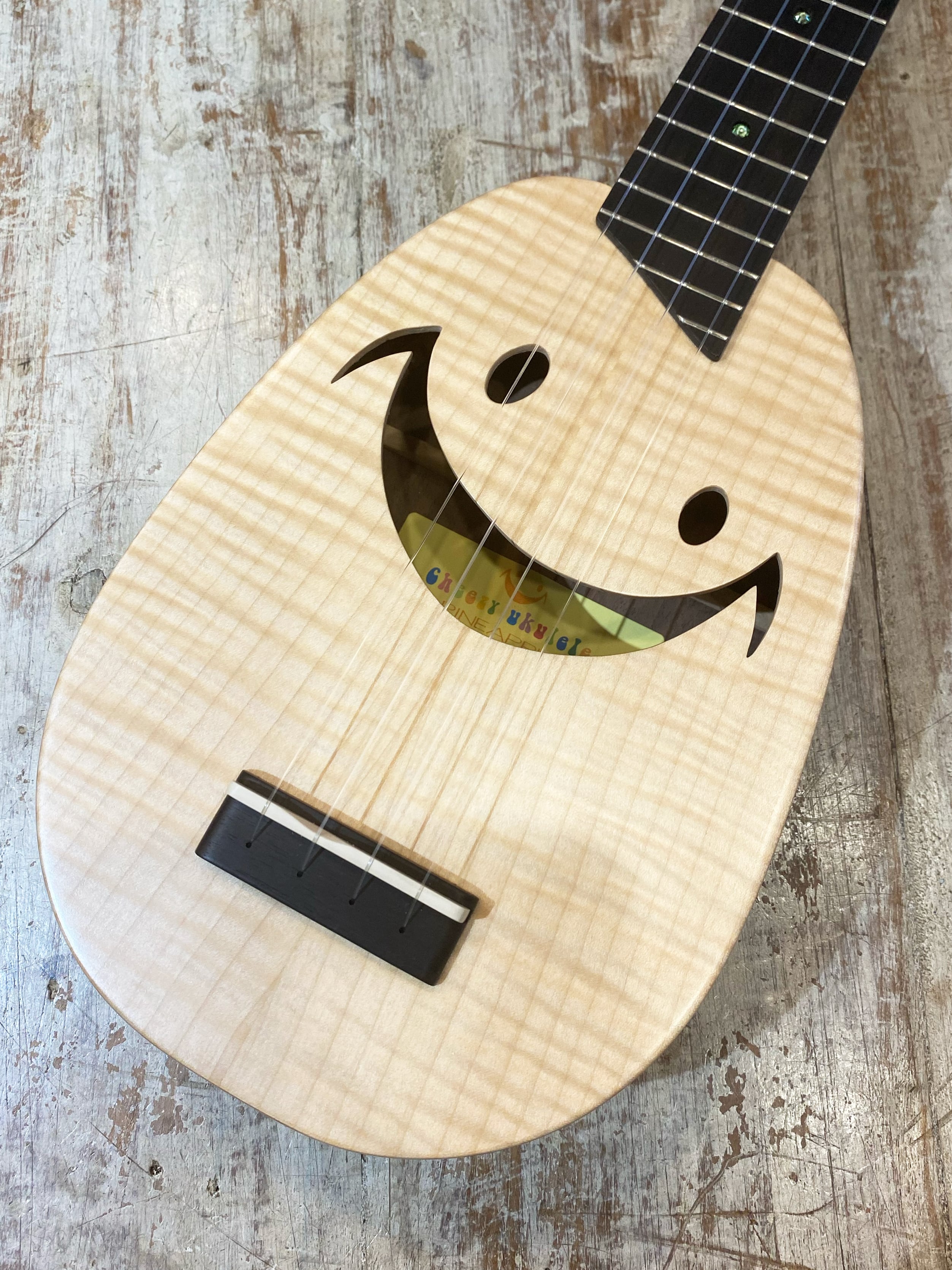 Cheezy Ukulele ソプラノ パイナップル ウクレレNo.10 メイプルトップ