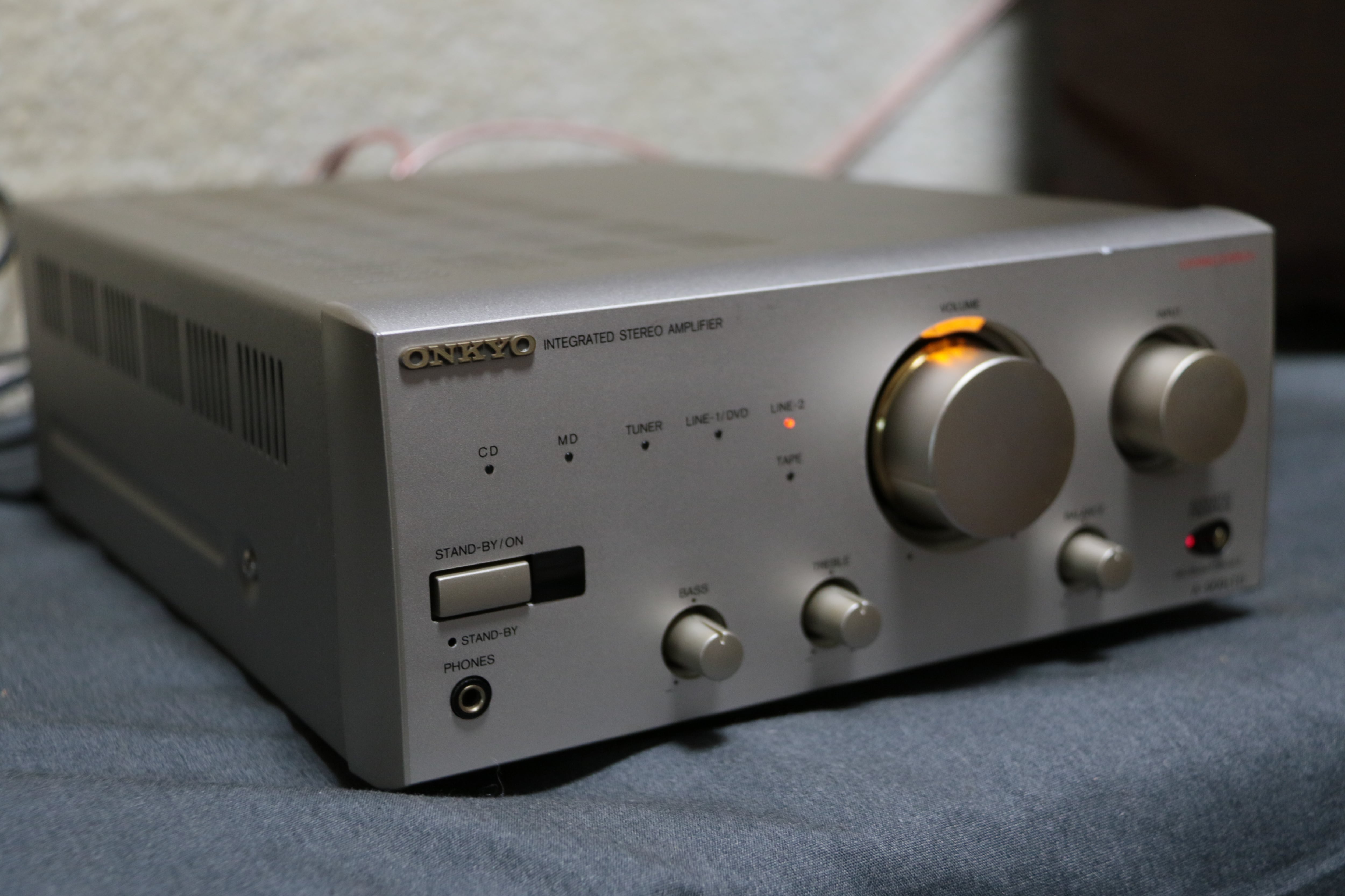 THEドンシャリ！LTDモデル！】ONKYO INTEC205 A-909LTD単体 プリメイン