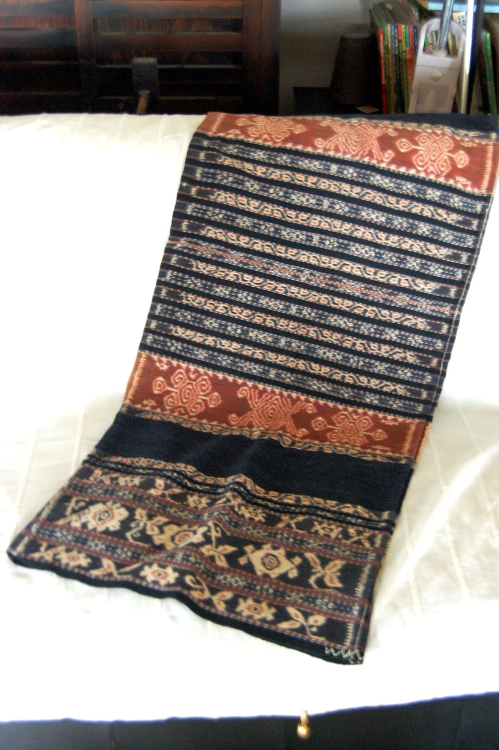 インドネシア】手織りのサロン（イカット）【ヴィンテージ】 | dish up