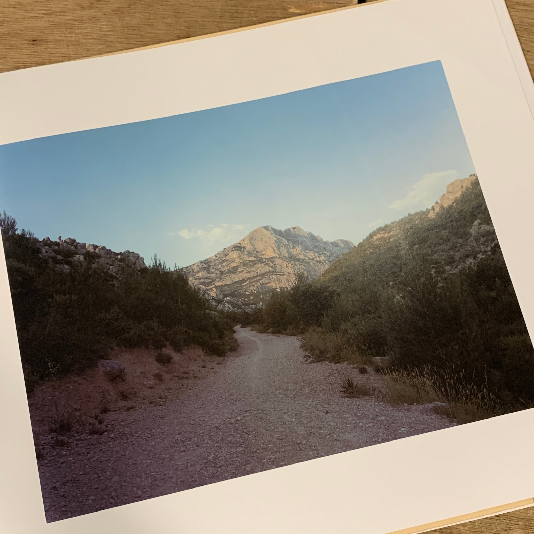 Mont Sainte Victoire Risaku Suzuki / 鈴木理策 | 百年