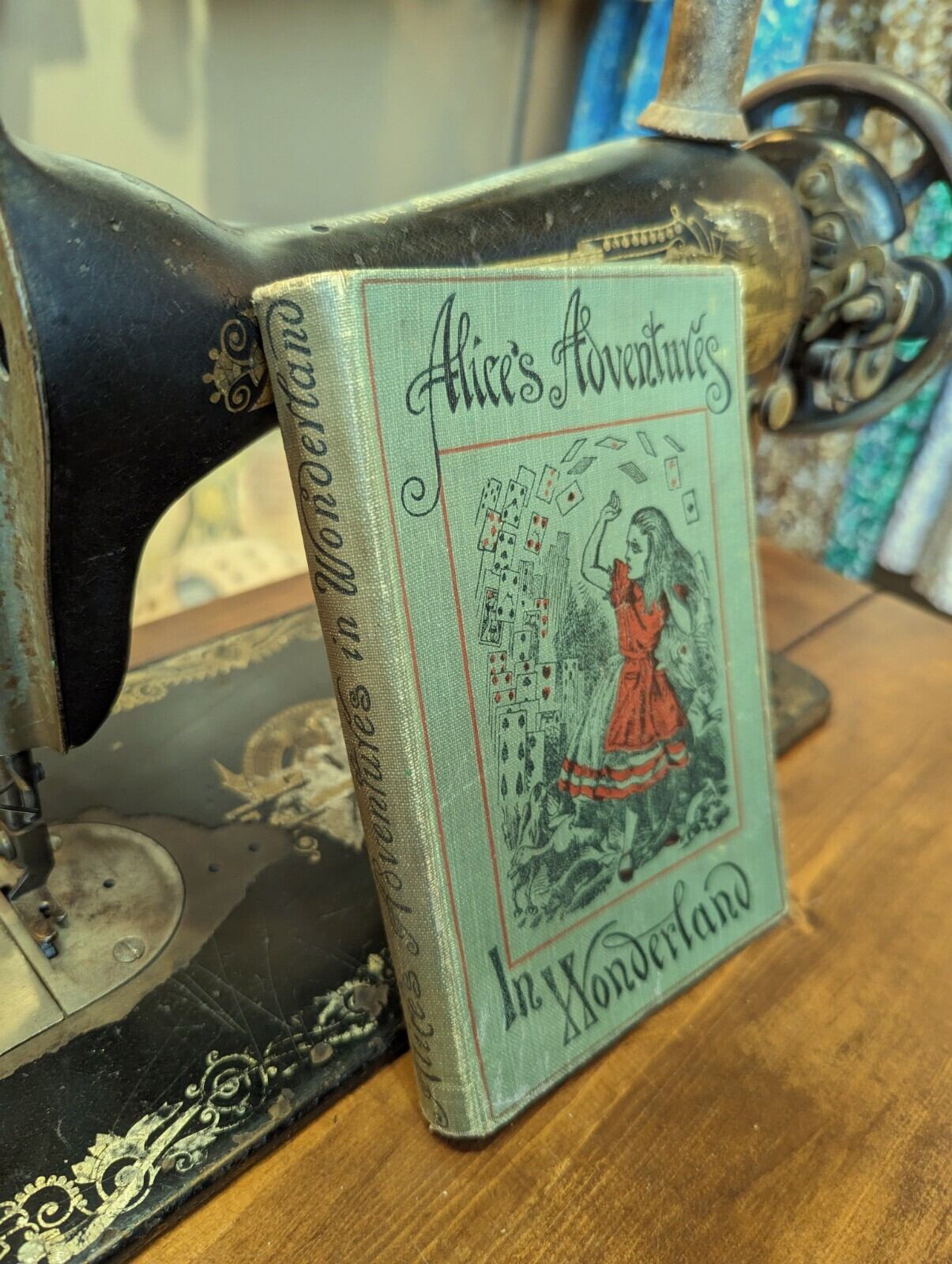 No.113 古書 洋書 アンティーク 不思議の国のアリス・鏡の国のアリス No.