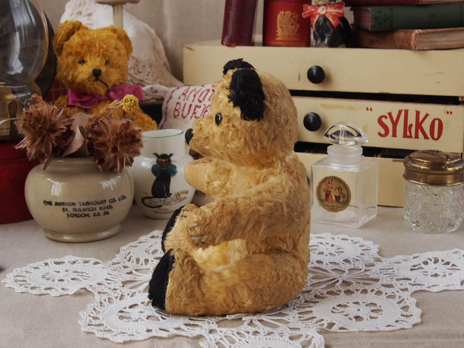 イギリスアンティーク スーティーベア スーティータイプのクマ SOOTY