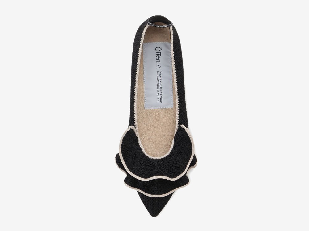 pointed-FRIN / BLACK & BEIGE | Offen