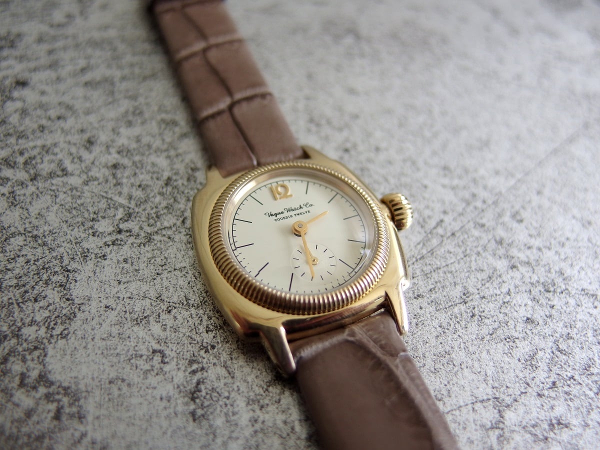 VAGUE WATCH / ヴァーグウォッチ】Coussin 12 Croco Lady's 28mm YG