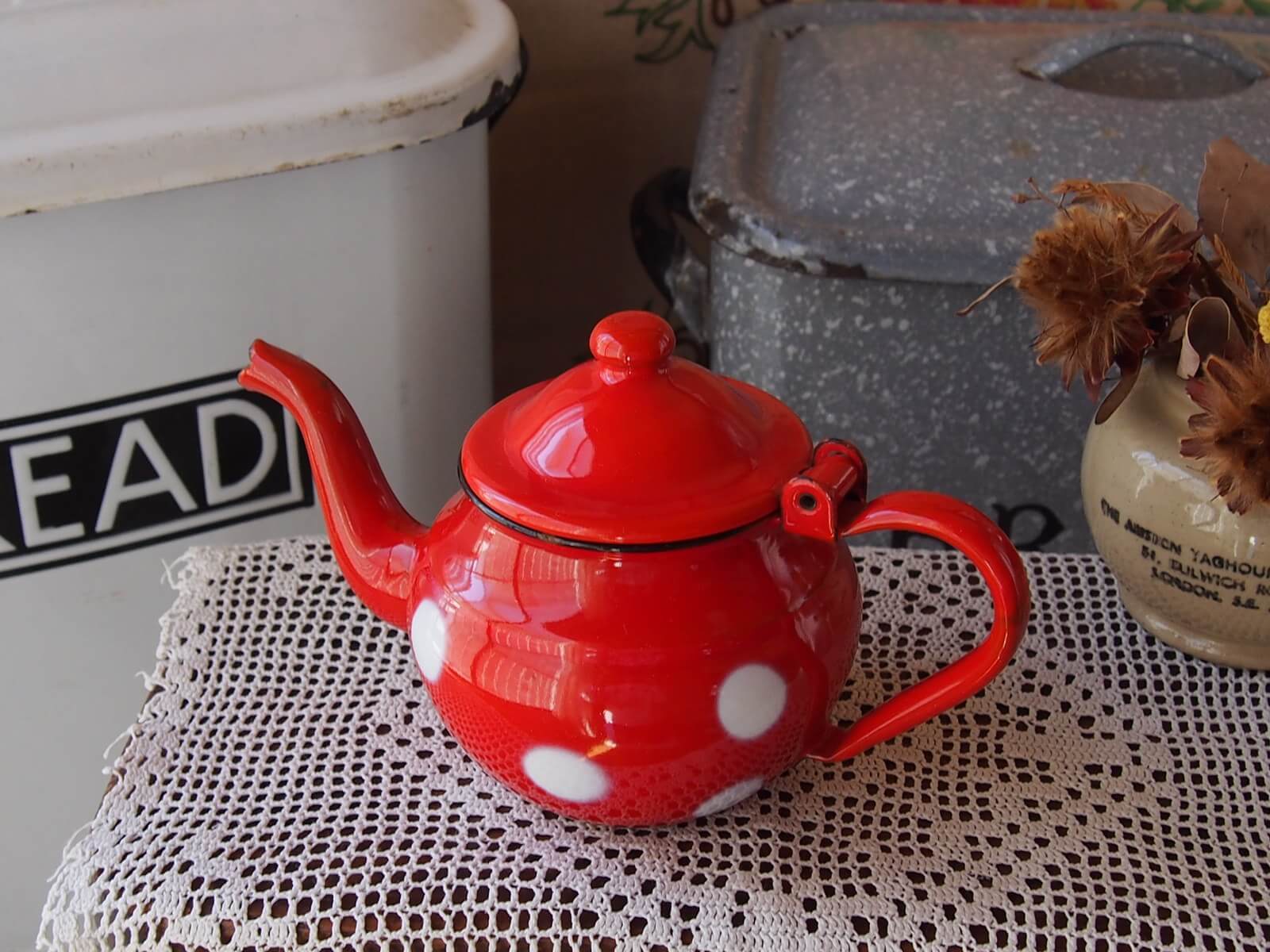 アンティーク ホーローティーポット 赤 水玉 | Bonny Bee