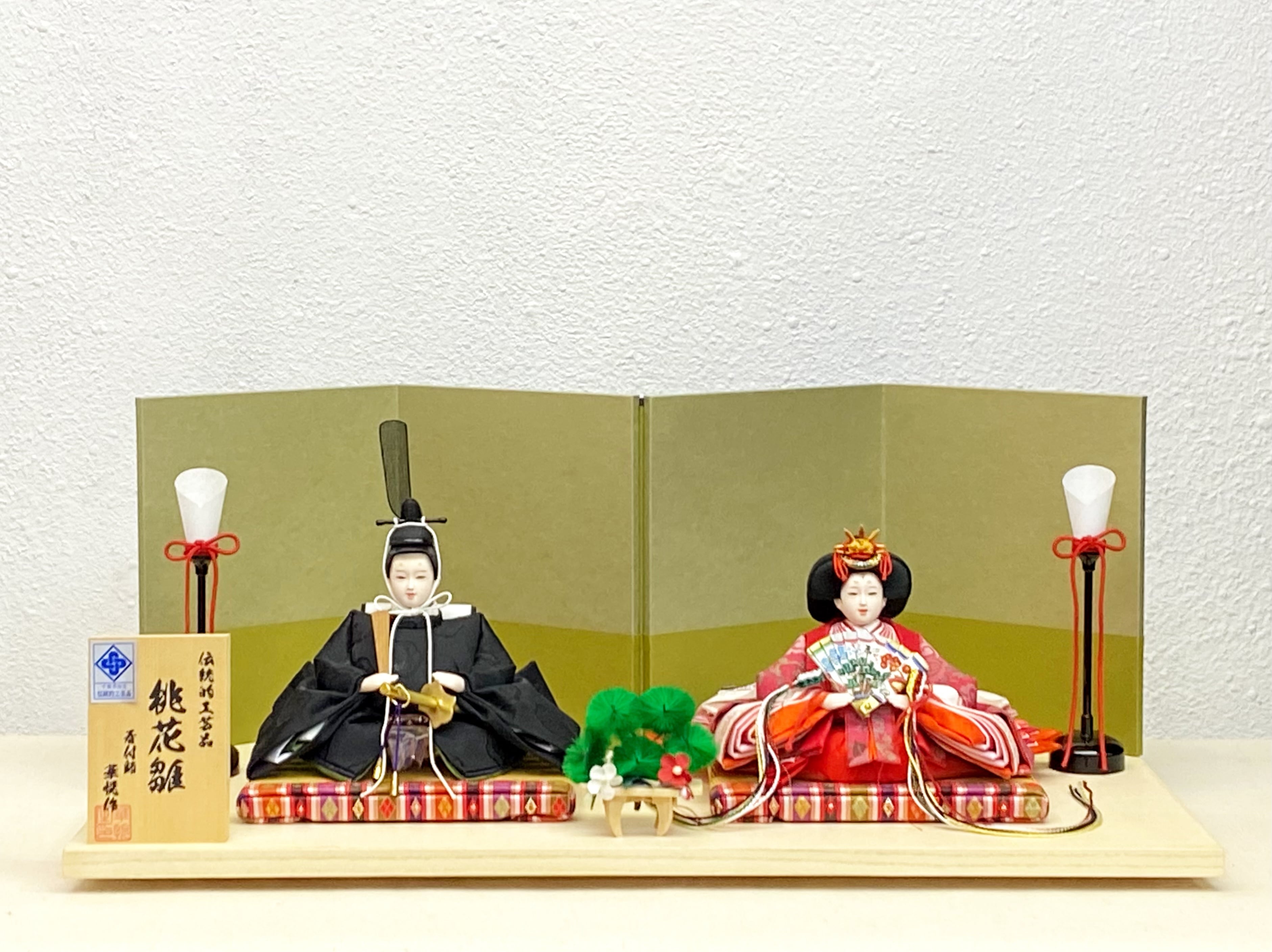 華悦作 柳小 窠中鴛鴦 黒色 親王飾り 雛人形 | 山本人形本店