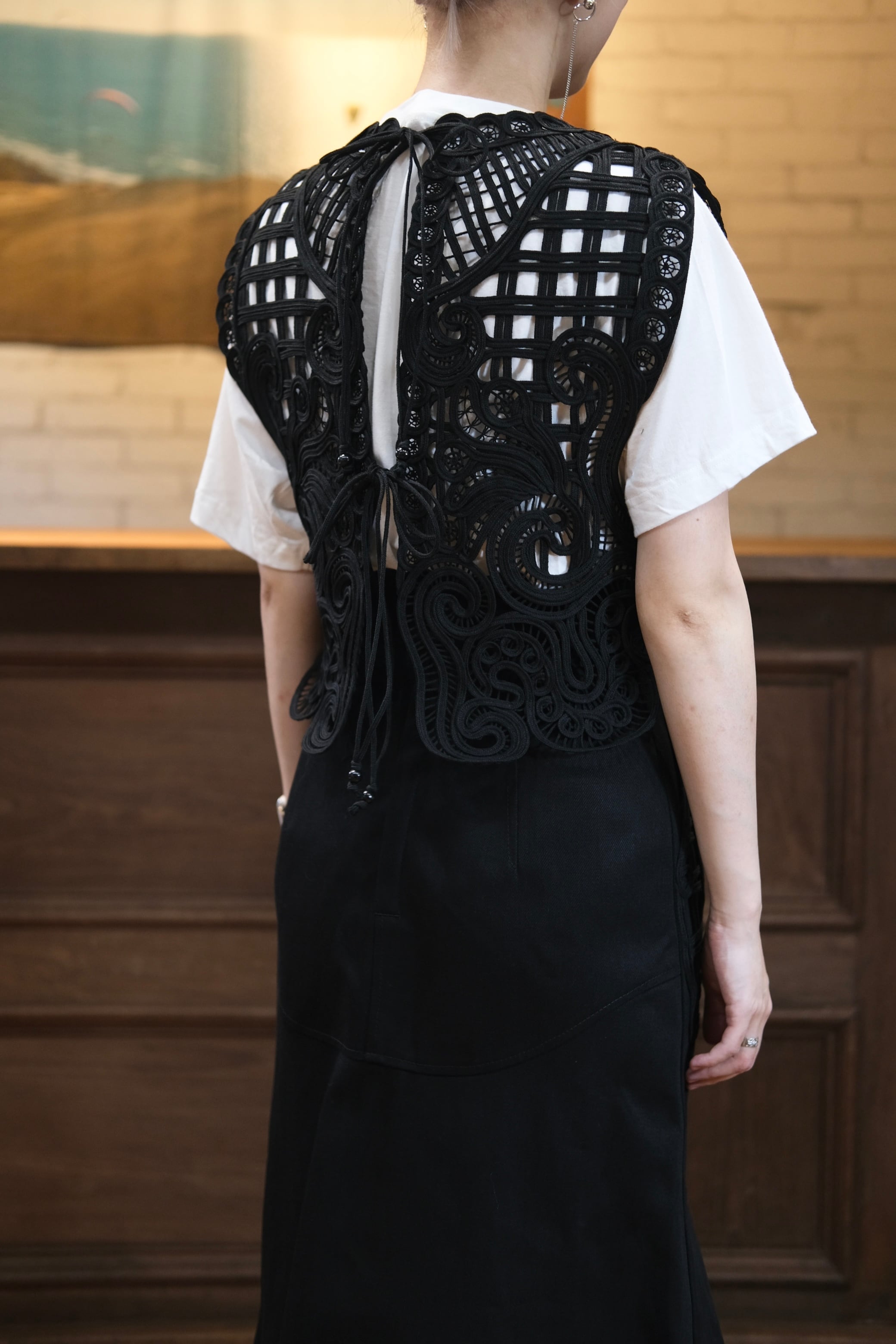 Mame Kurogouchi】Cord Embroidery Vest - black - | loop