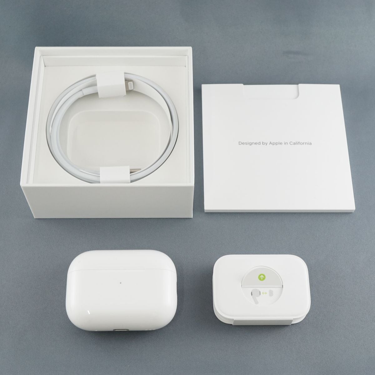 Apple AirPods Pro 第二世代 USED極美品 エアーポッズ プロ ワイヤレス