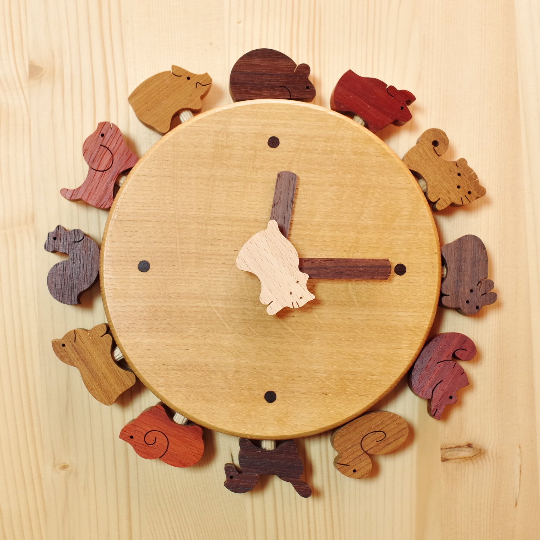 小黒三郎 ネコと十二支の時計 | 木のおもちゃ専門店 おもちゃ箱