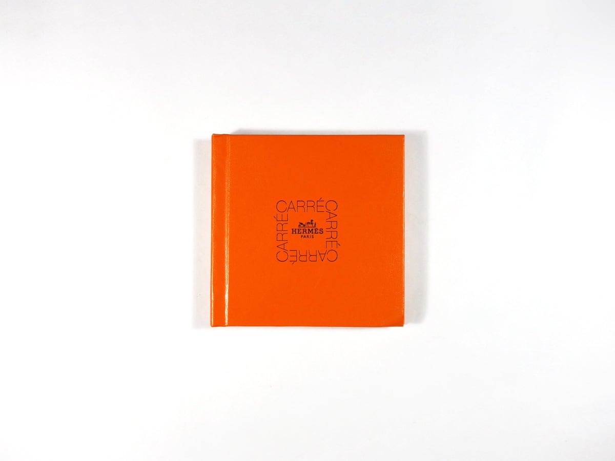 CARRÉ エルメスミニブック - スカーフの着こなし方 ☆再入荷