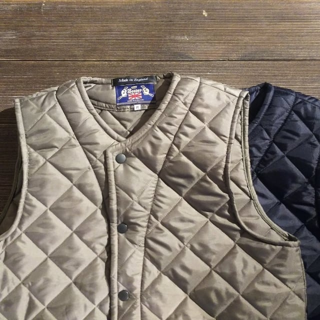 BEAVER of BOLTON キルティングベスト （OLIVE） | C.COUNTLY ONLINE