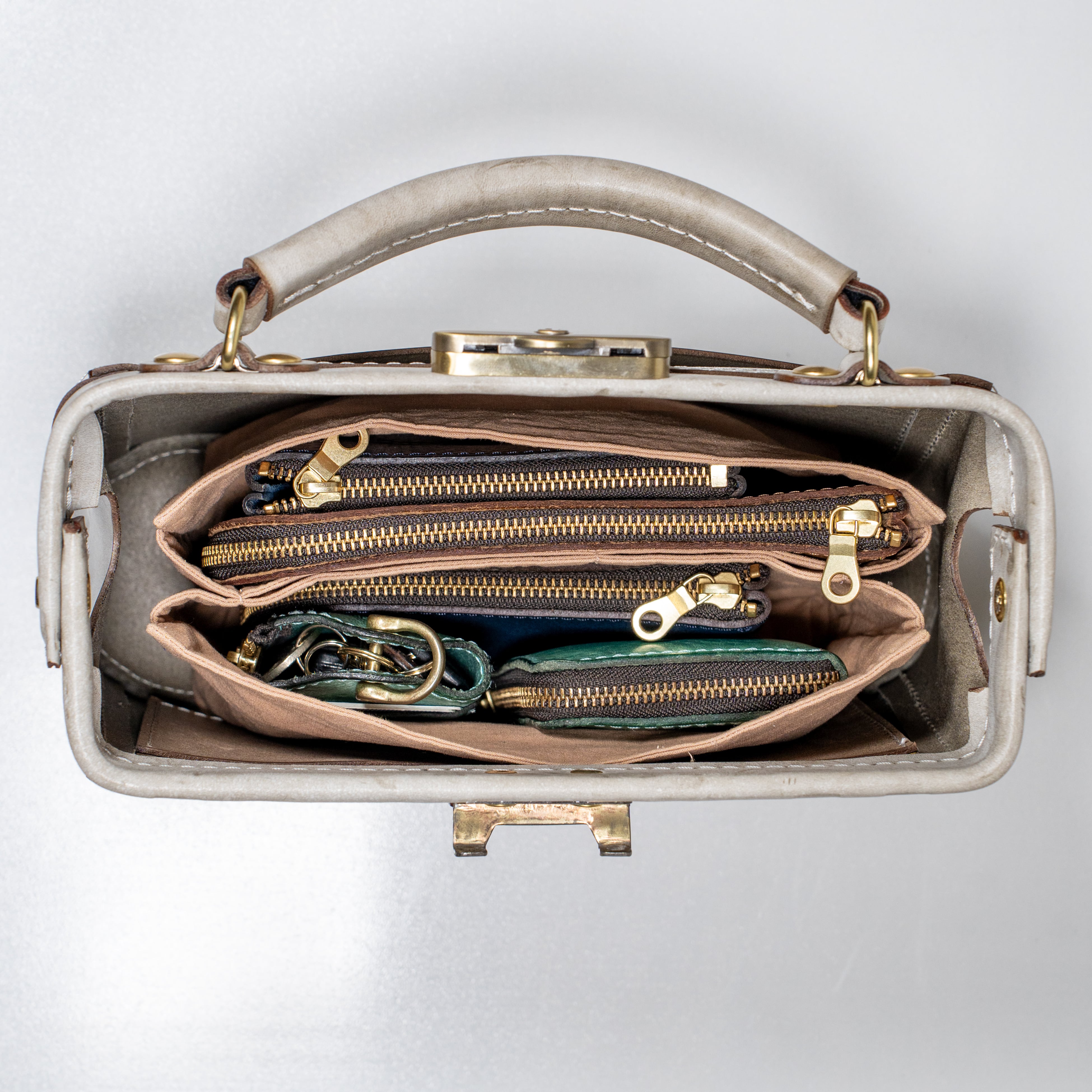 クーペ | FAVOREKA