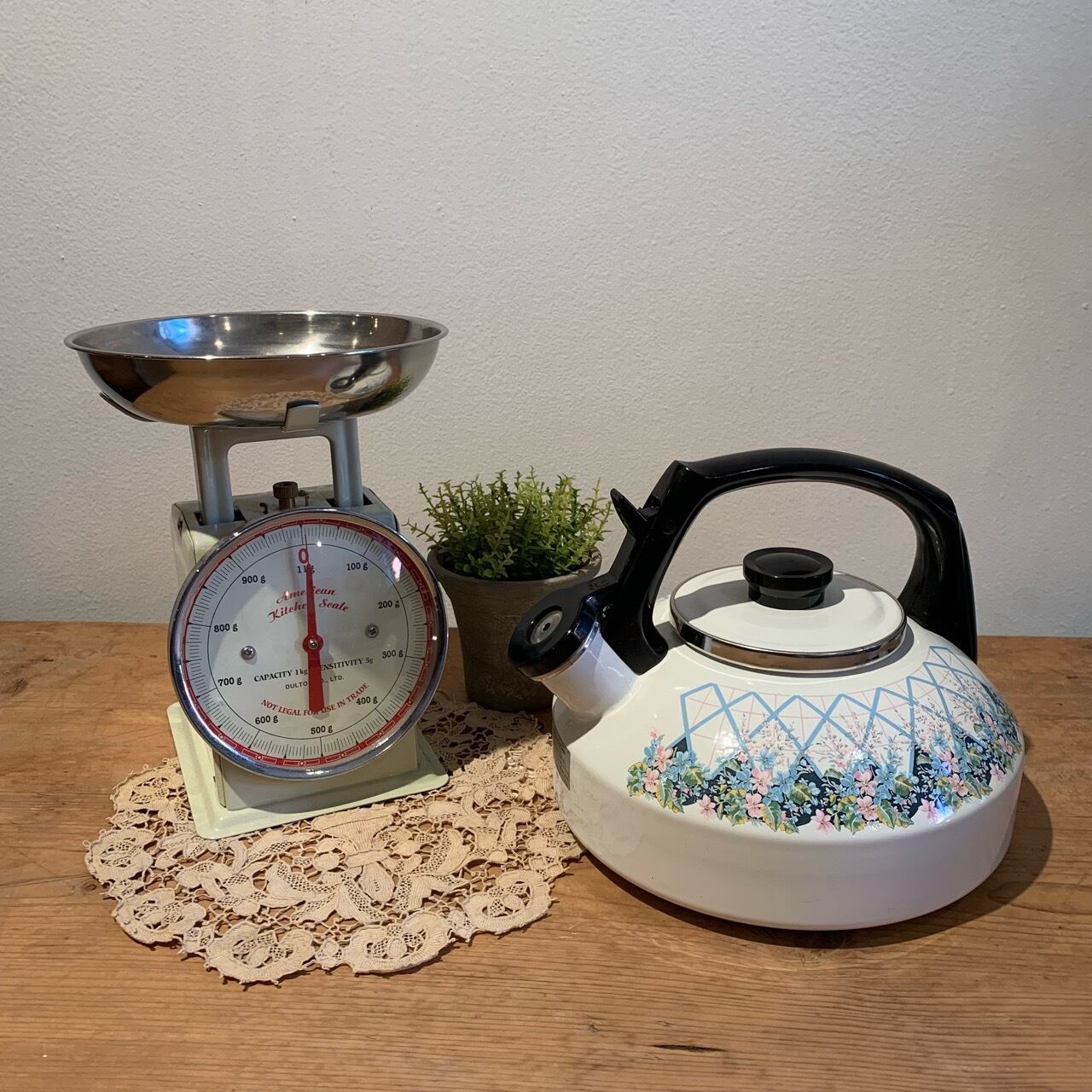 南仏プロヴァンス風柄 ホーロー笛吹きケトル サンコーウエア Sanko