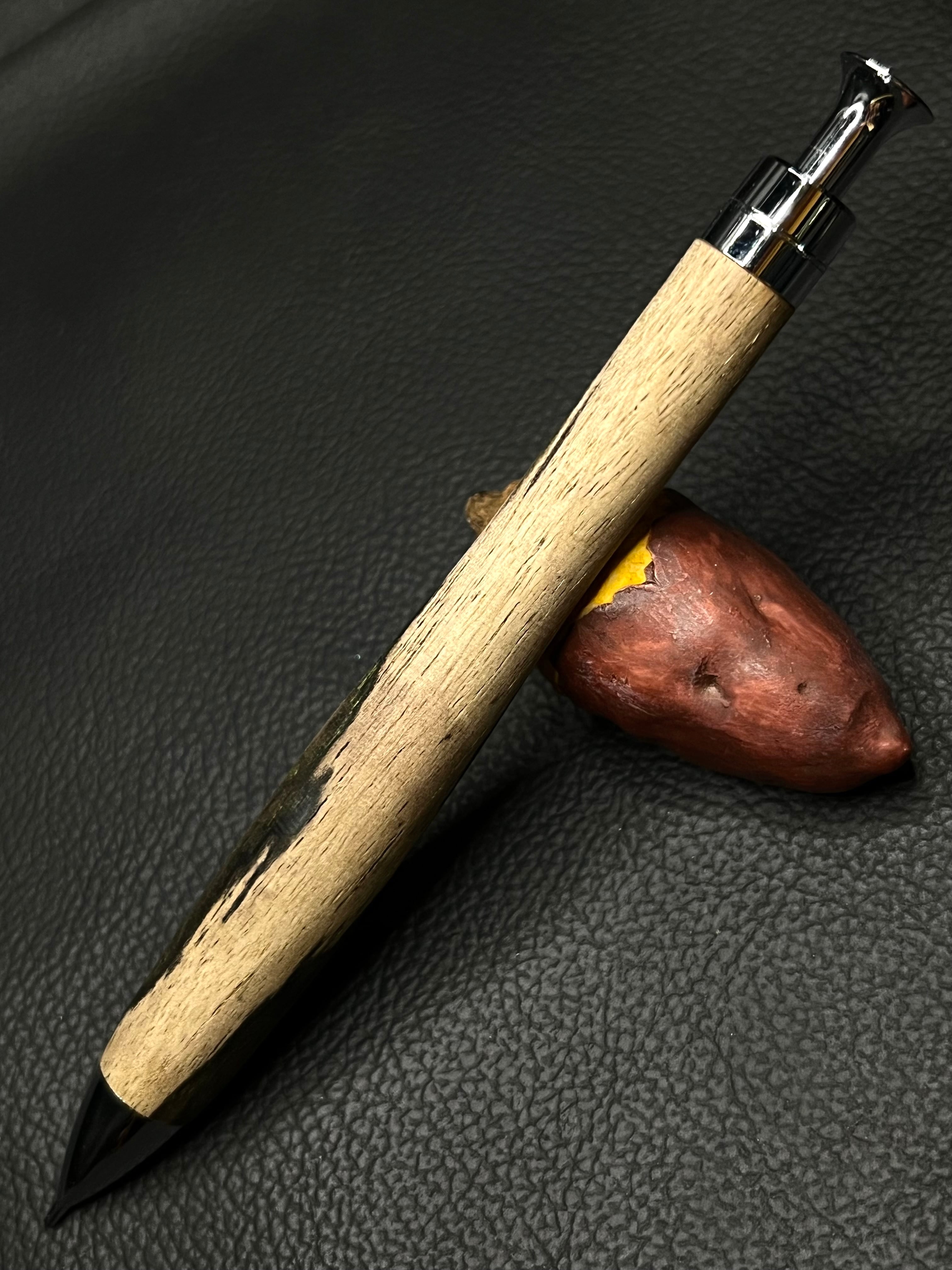 14 黒柿 孔雀杢 | こぶた工房