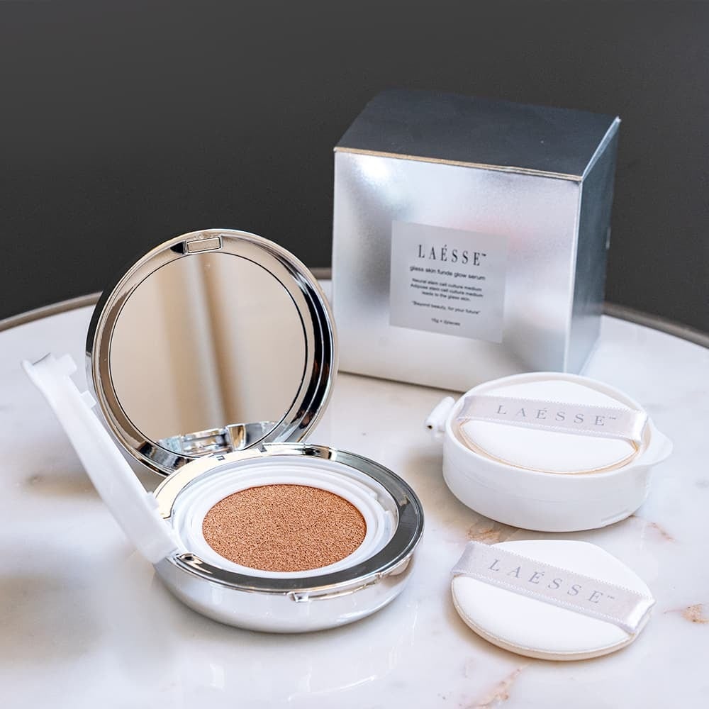 LAESSE glass skin Funde Glow Serum（ラエッセ グラススキン ファンデ