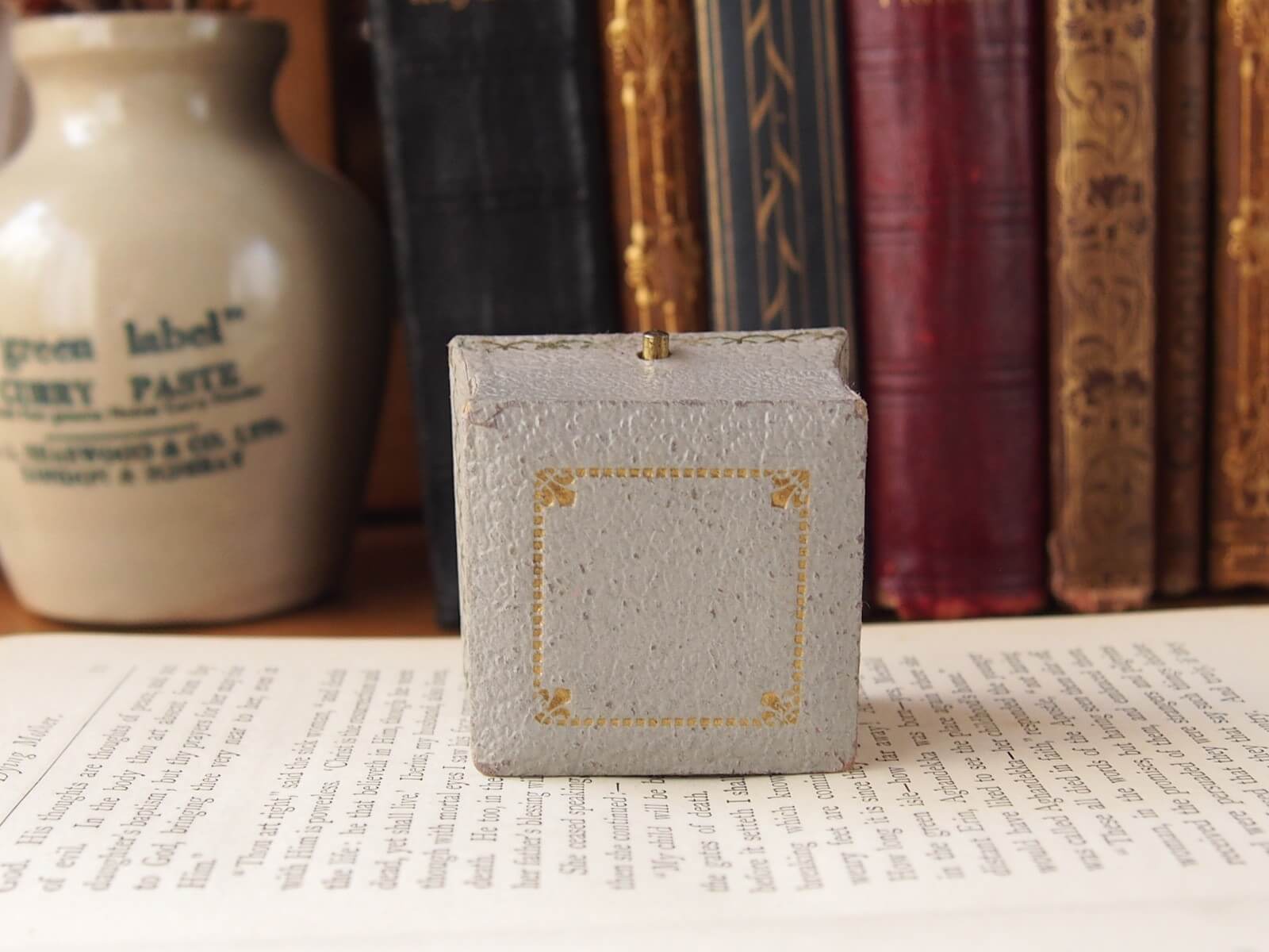 イギリスアンティーク リングケース リングボックス | Bonny Bee