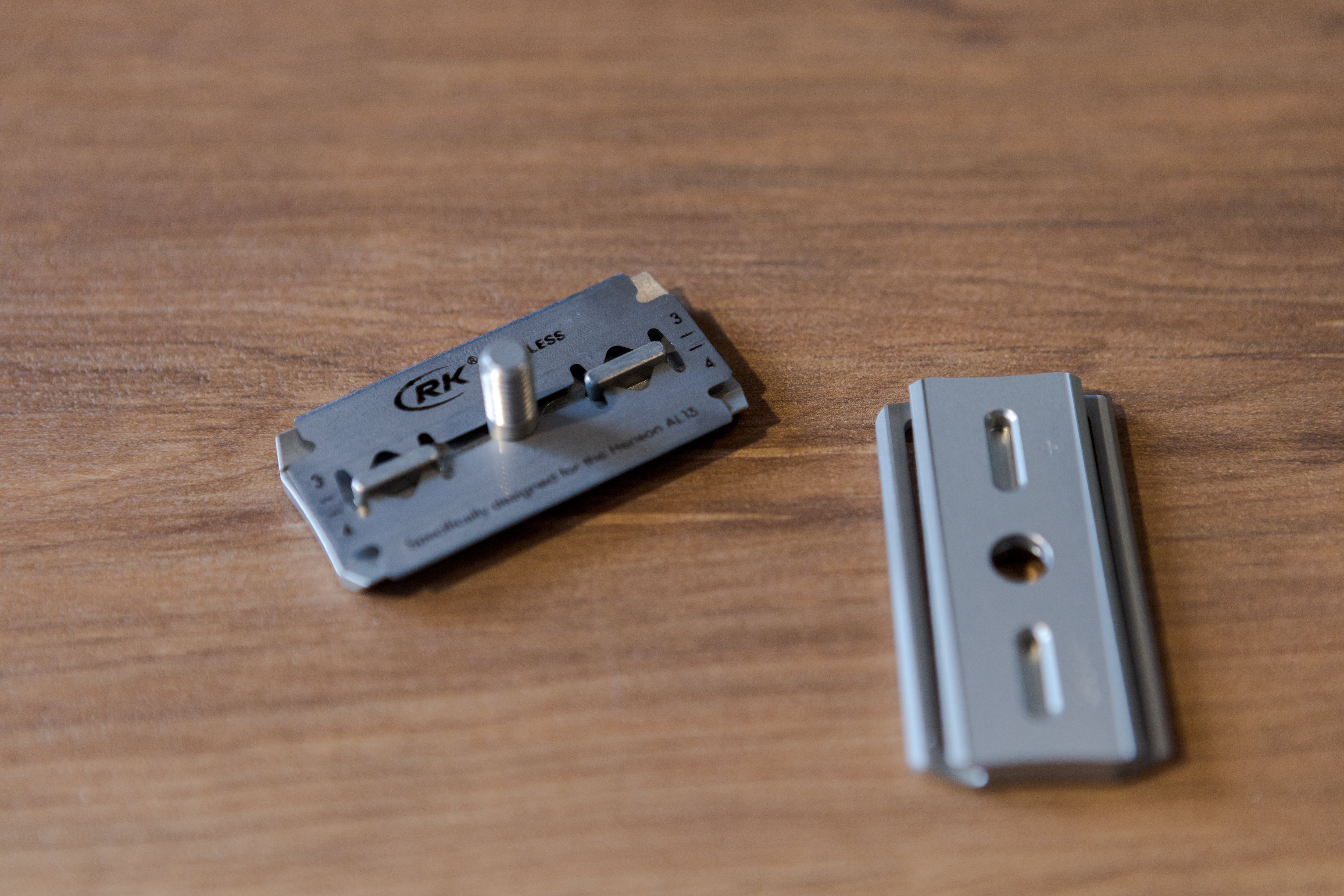 ヘンソンシェービング替刃 100枚入り | hair studio ARUIM公式