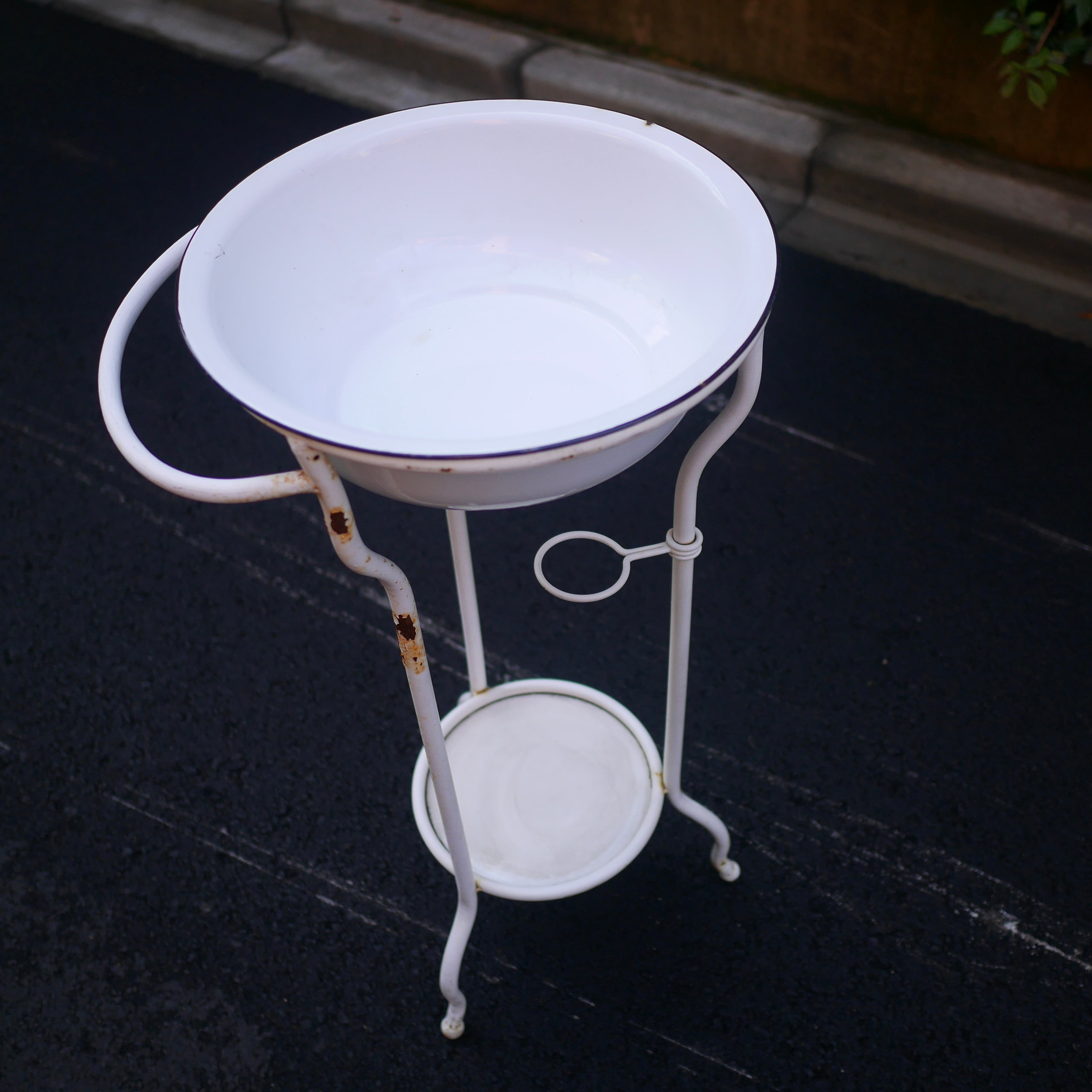 Vinatge ホーロー洗面器スタンド | トリノス-torinoth- | 新宿区神楽坂