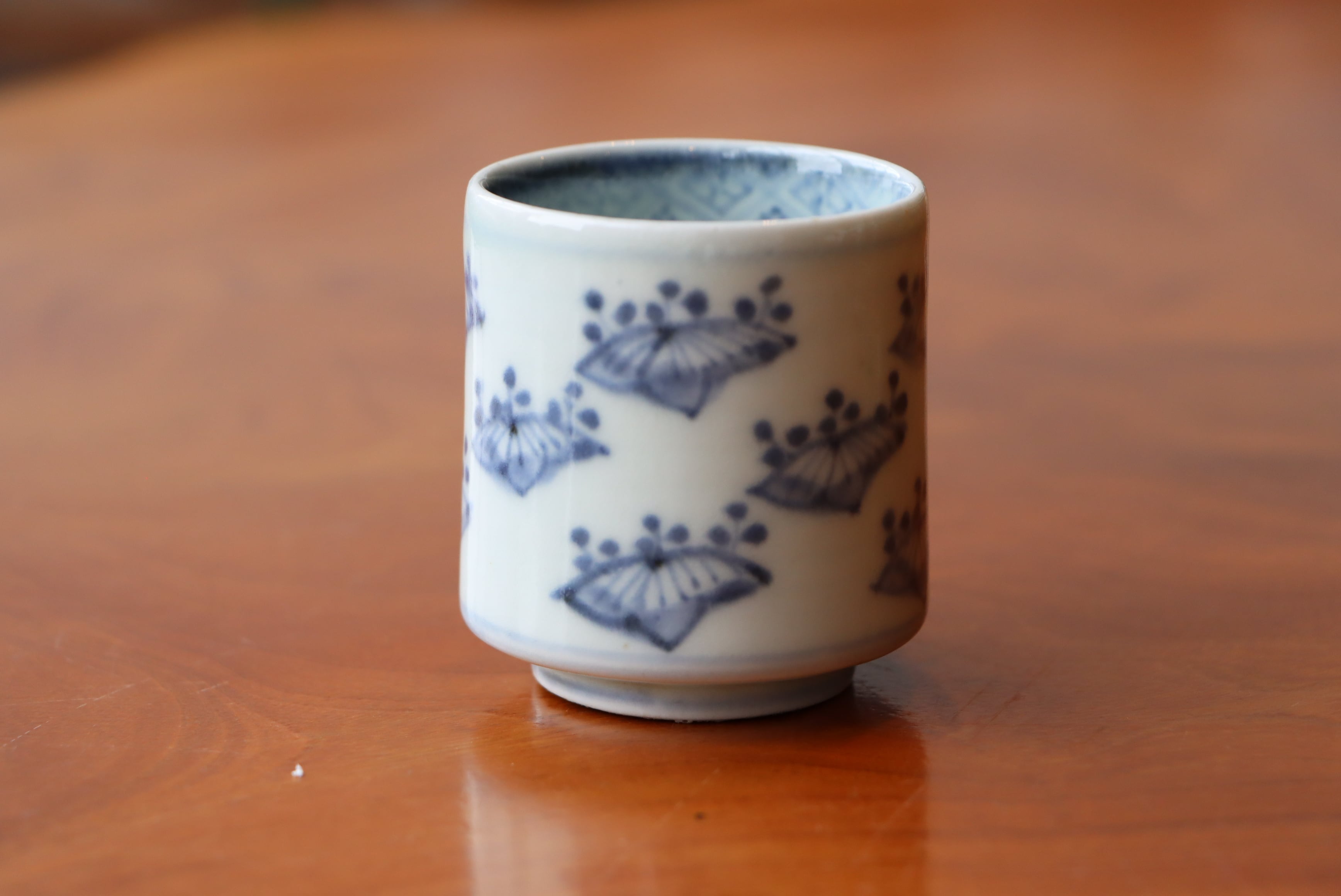 覗き猪口 古伊万里 染付 桐文 | (有)新原美術