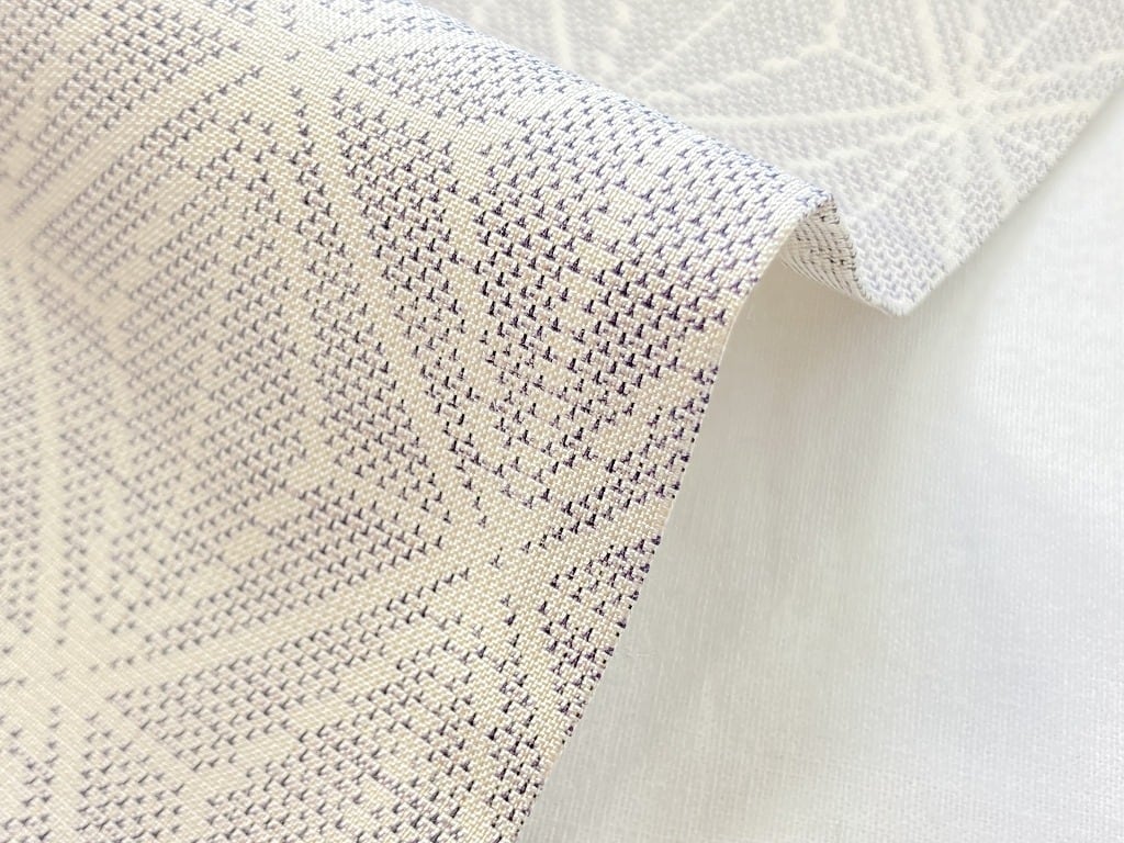 単衣】白大島 手絣 本場大島紬 麻の葉 小紋 白 グレー 896 | kimono Re