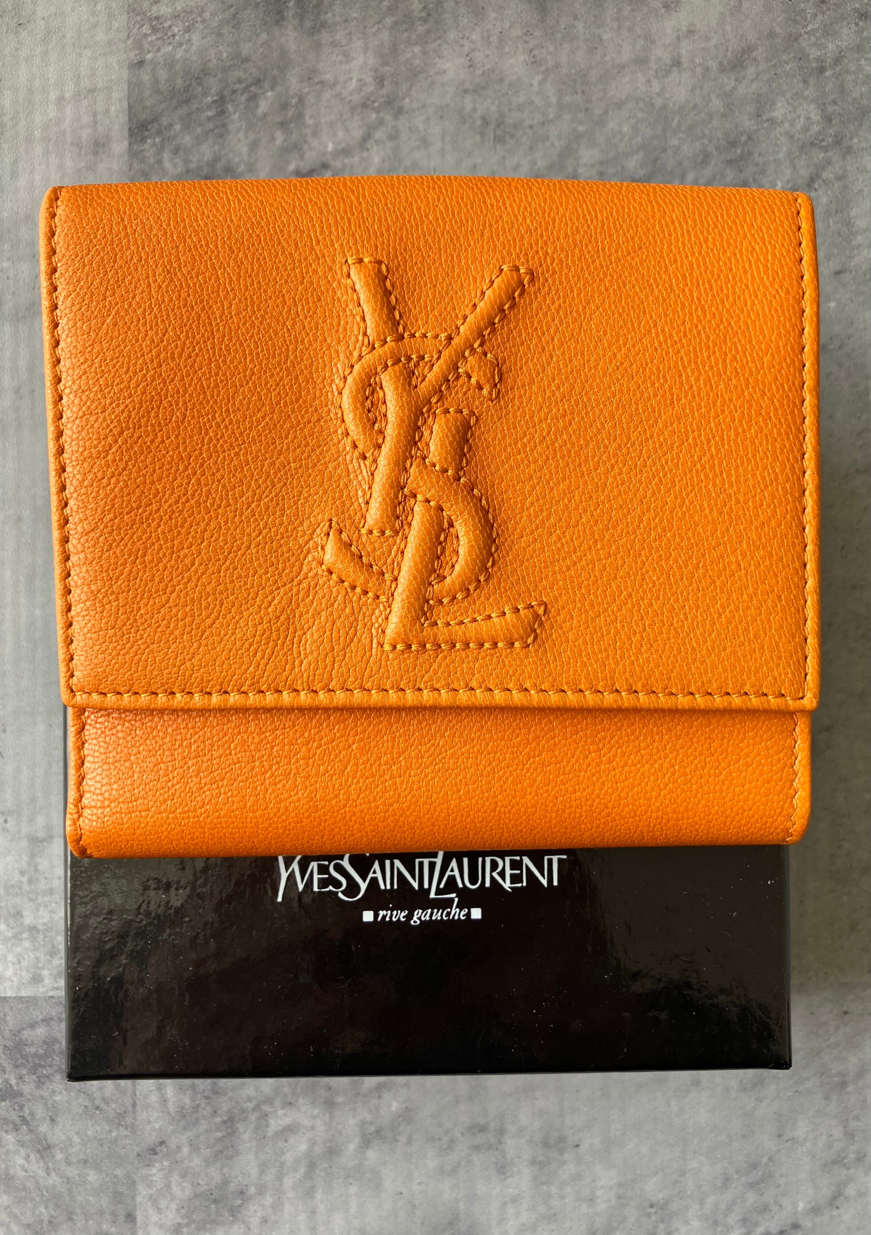 未使用品 イヴサンローラン Wホック財布 オレンジ | étoile vintage