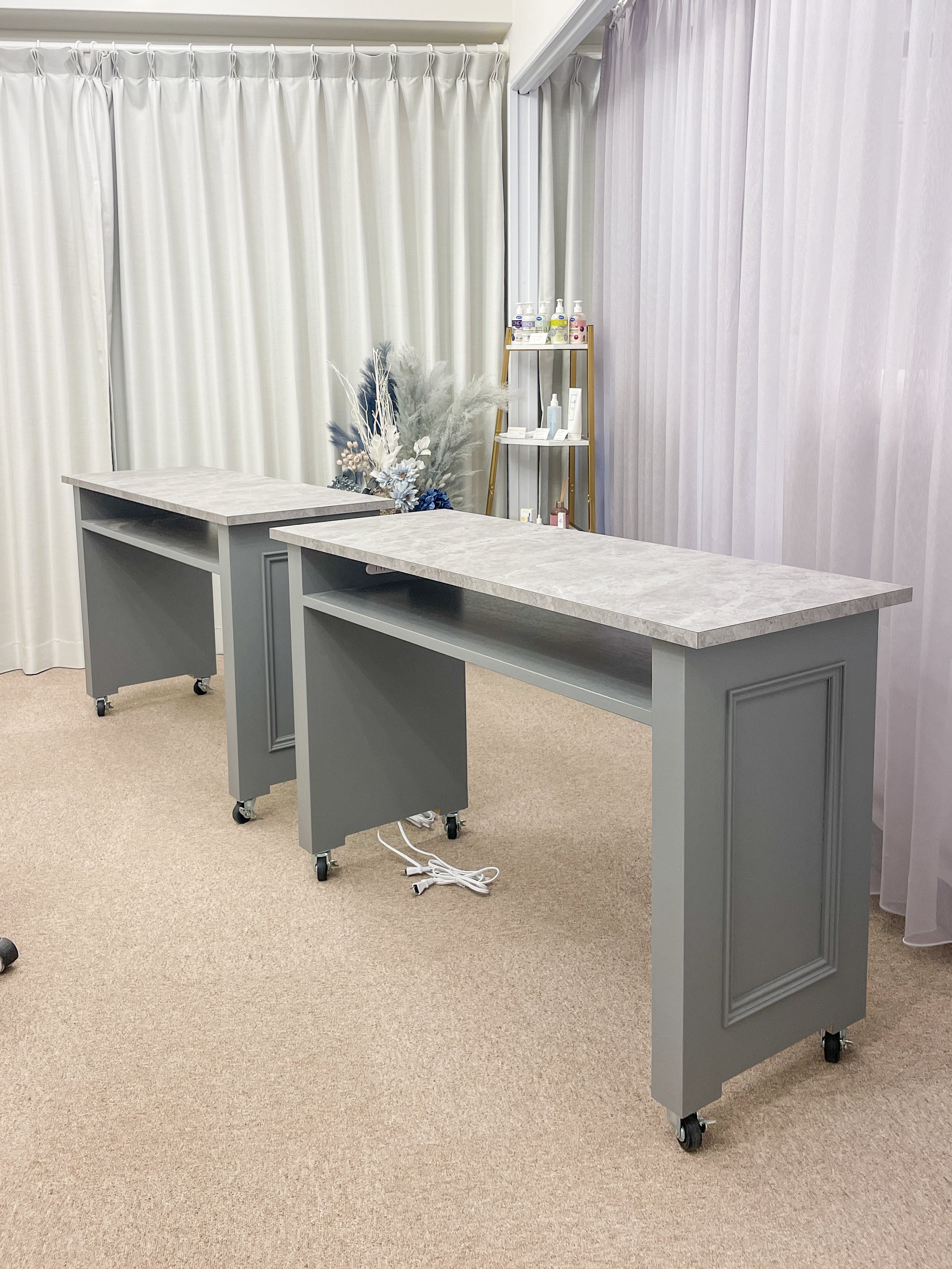 モルタル天板ネイルテーブル1200 キャスター付き（ネイルデスク