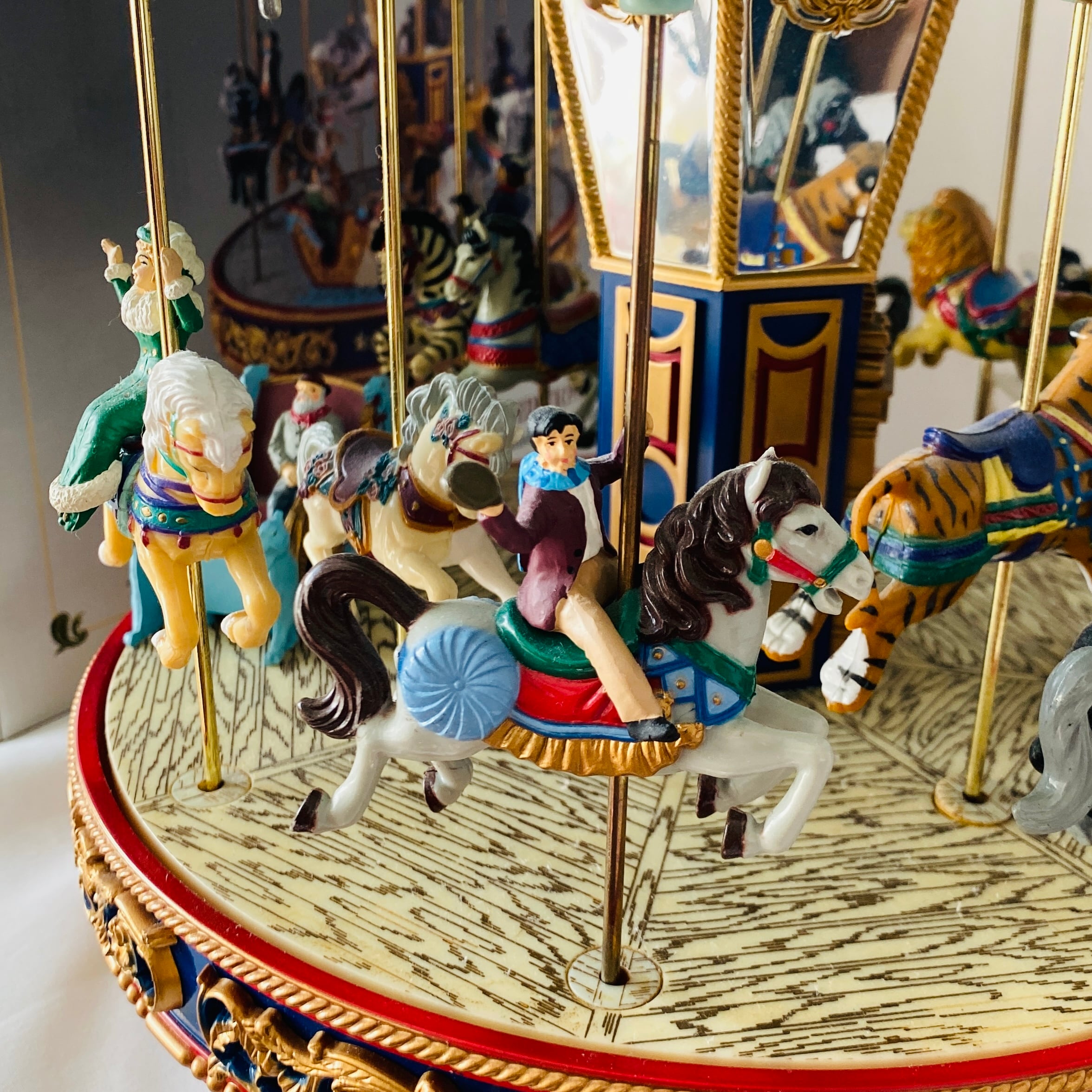 ☆ミスタークリスマス カルーセル ゴールドラベル オリジナルボックス