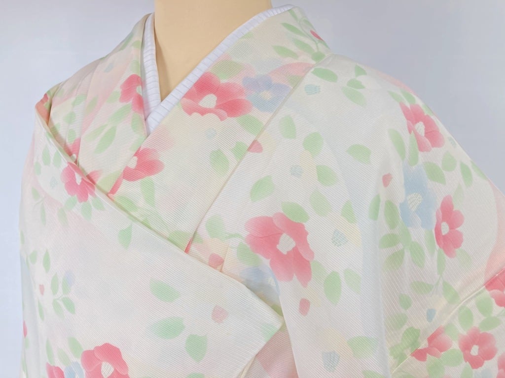 夏】未使用 型染め友禅 夏椿 花柄 絽 夏着物 小紋 正絹 白 クリーム色