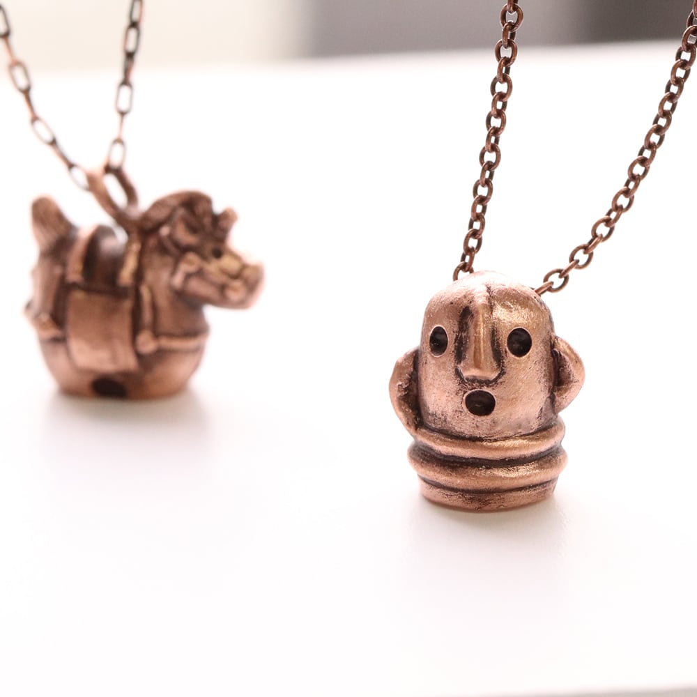小豆サイズの、ほっこり 踊る埴輪 ネックレス （659-914/純銅製