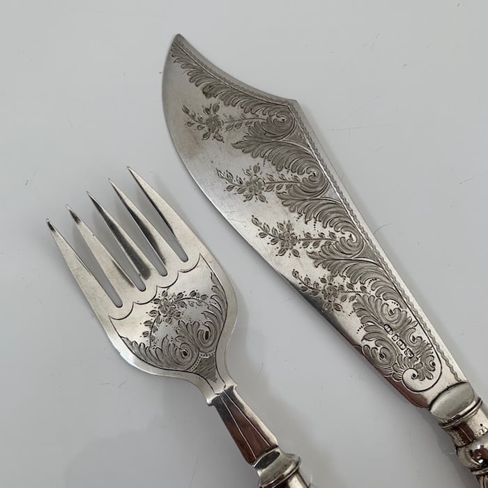 サーバーナイフ＋フォークセット【アンティーク】シルバープレート R&B