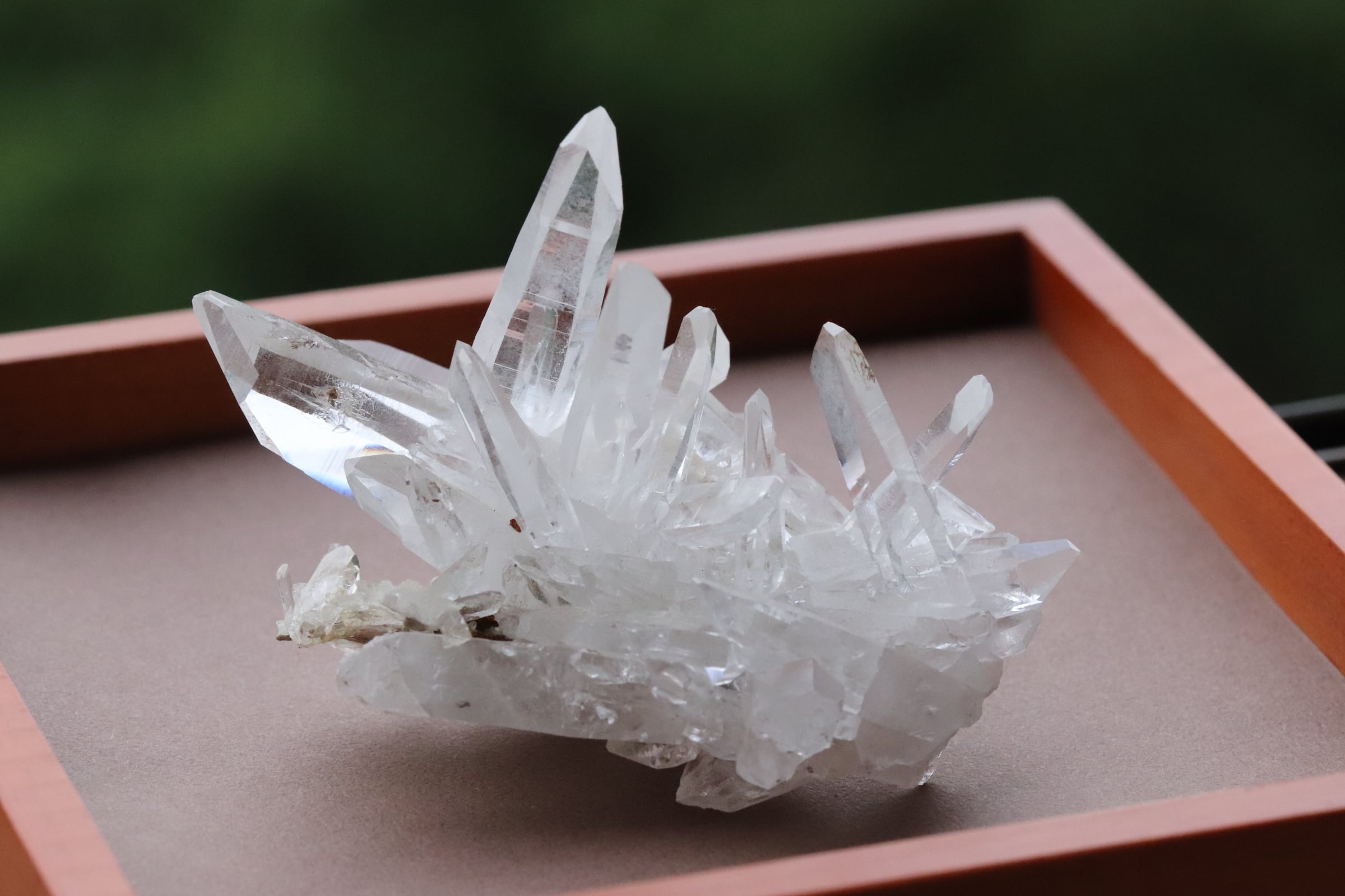 暮らしの中のmineral】コロンビア産水晶 レムリアンシードクリスタル