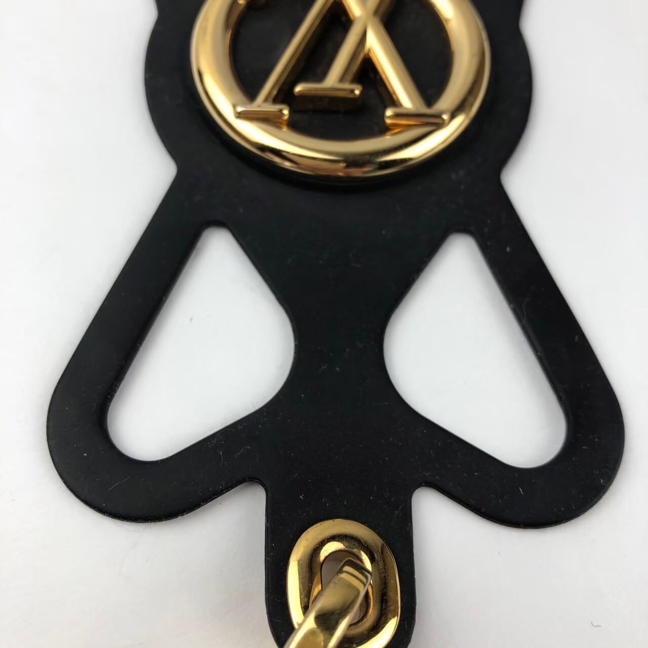 中古】ルイヴィトン LOUIS VUITTON ストラップ フォンホルダー