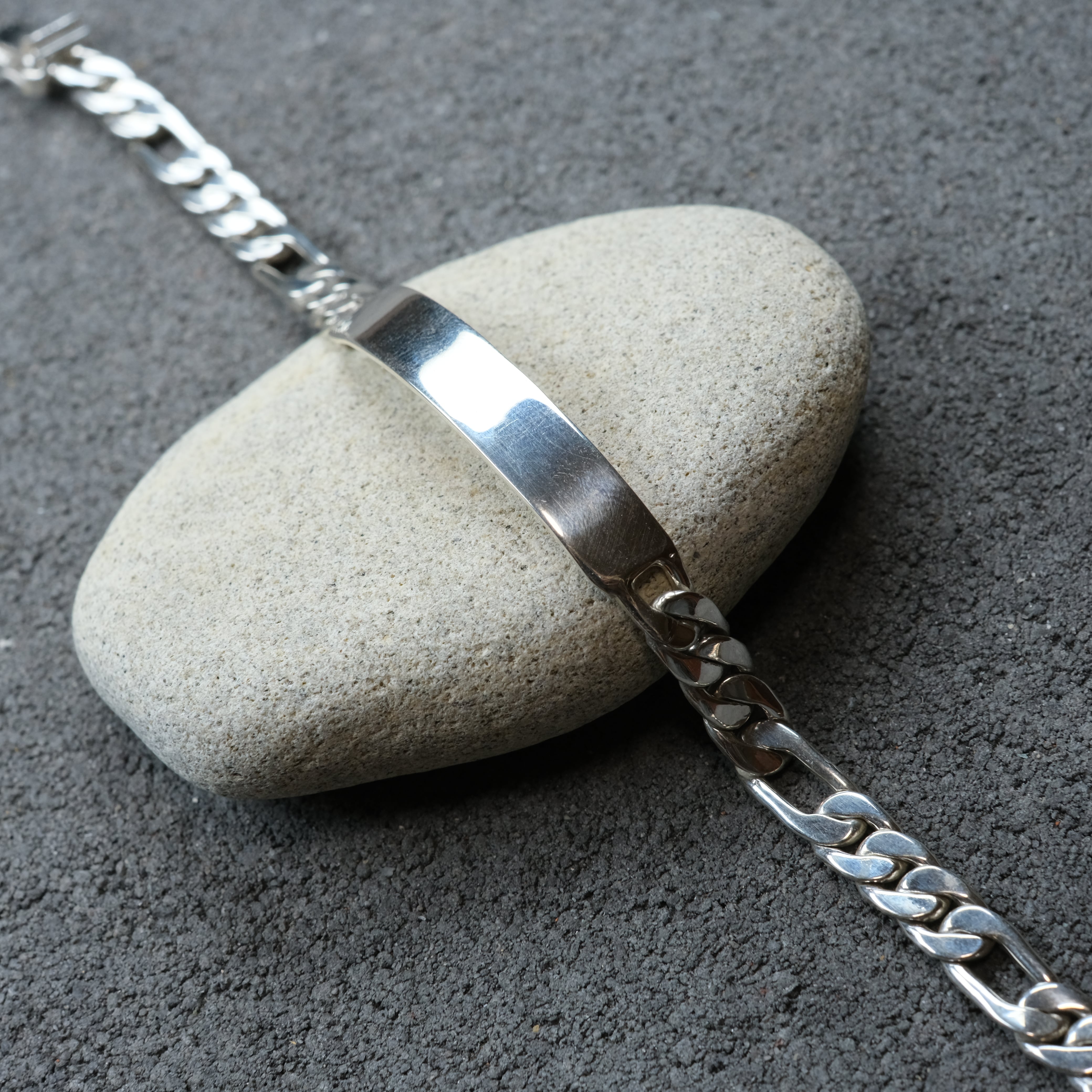 メキシコ タスコ製 TAXCO シルバー925 八の字デザインピアス/軽研磨