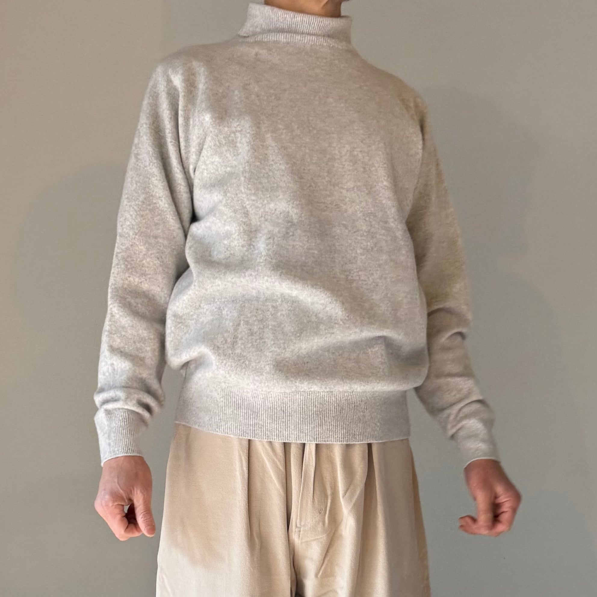 MITTAN KN-21 ウールタートルセーター 灰 | Routes*Roots