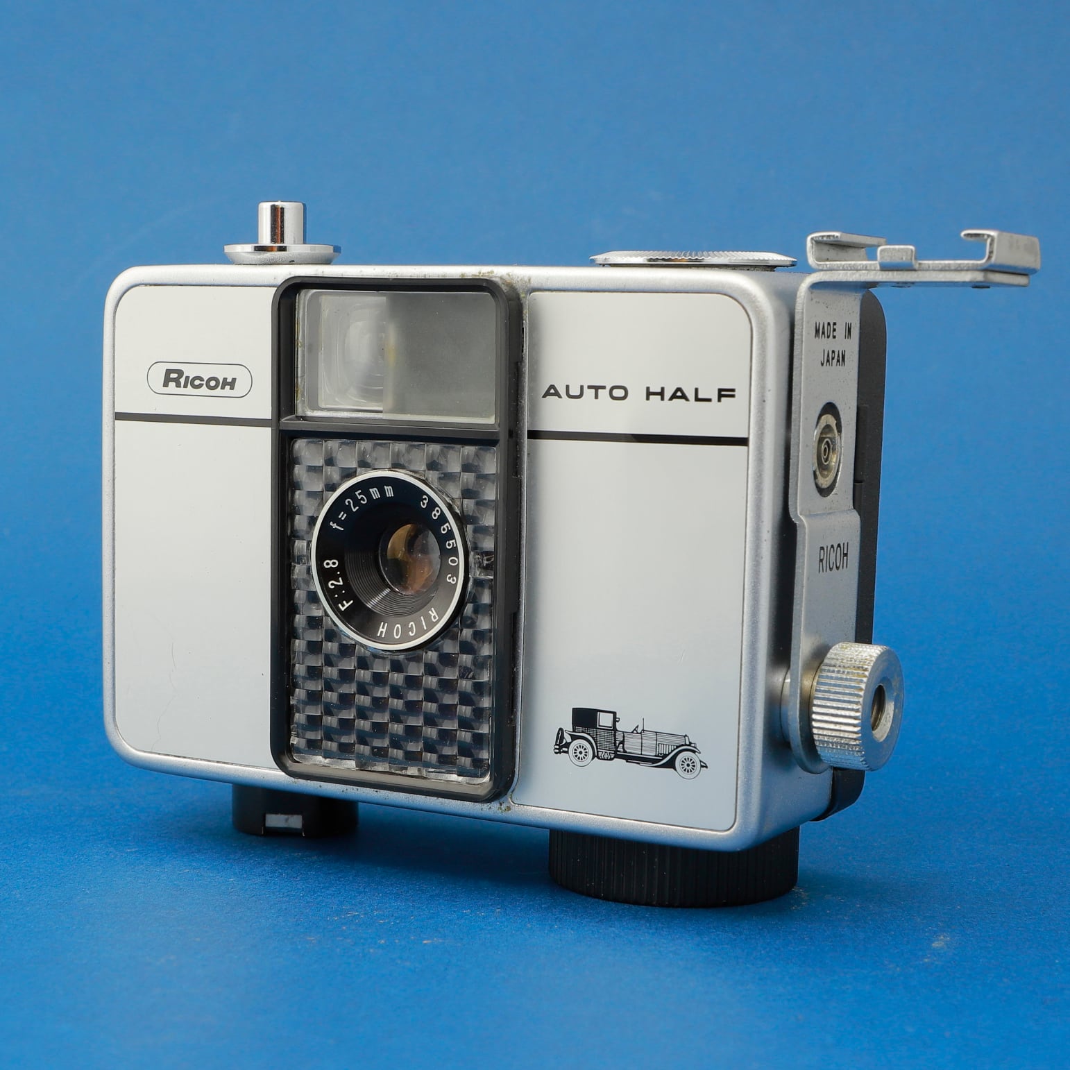 リコー オートハーフE 25mmf2.8 クラシックカー柄 | 石川県のカメラ